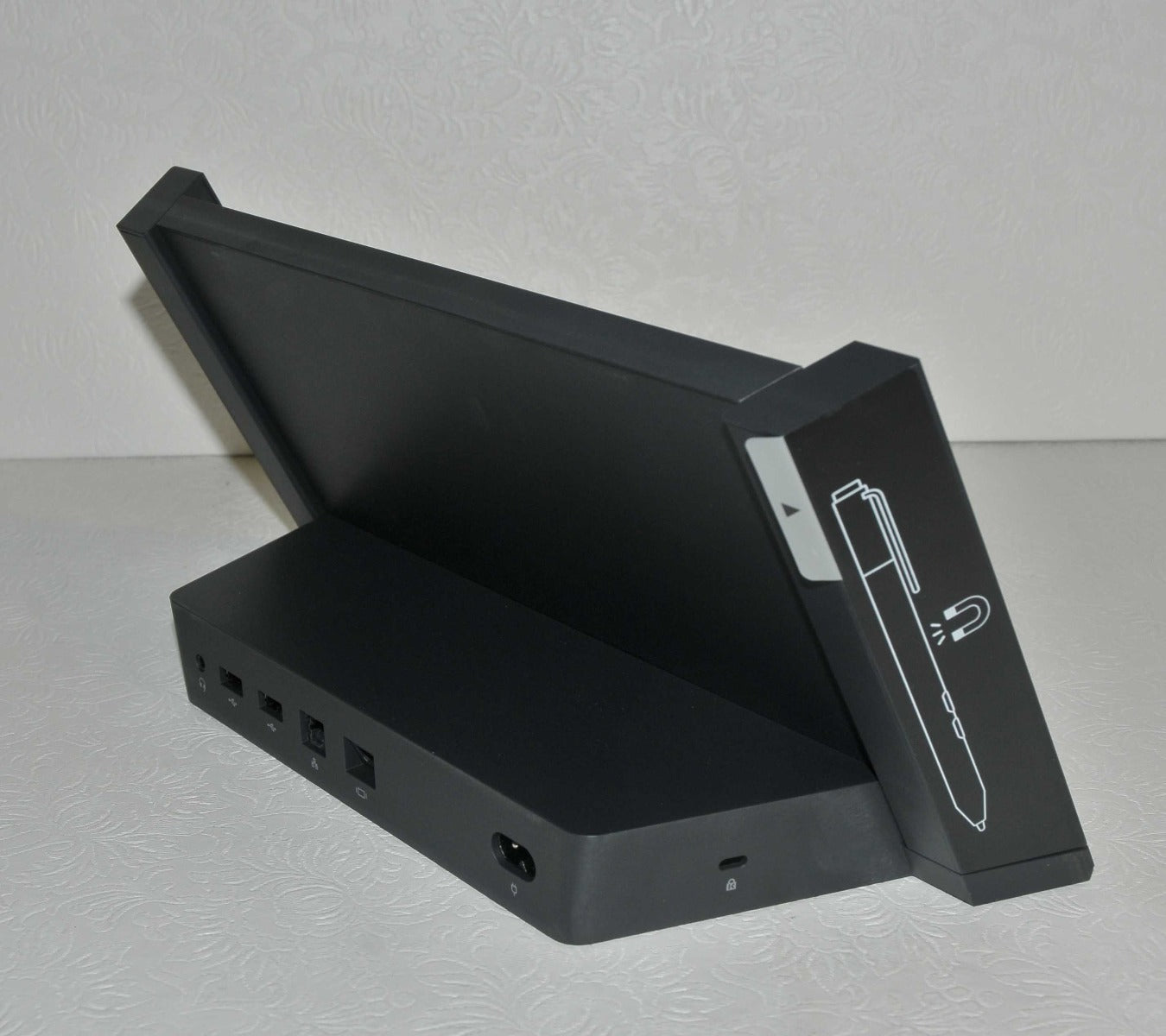 Lumenis PiQo4 Laser Microsoft Surface 3 Docking Station Tablet Gui Monitor Base