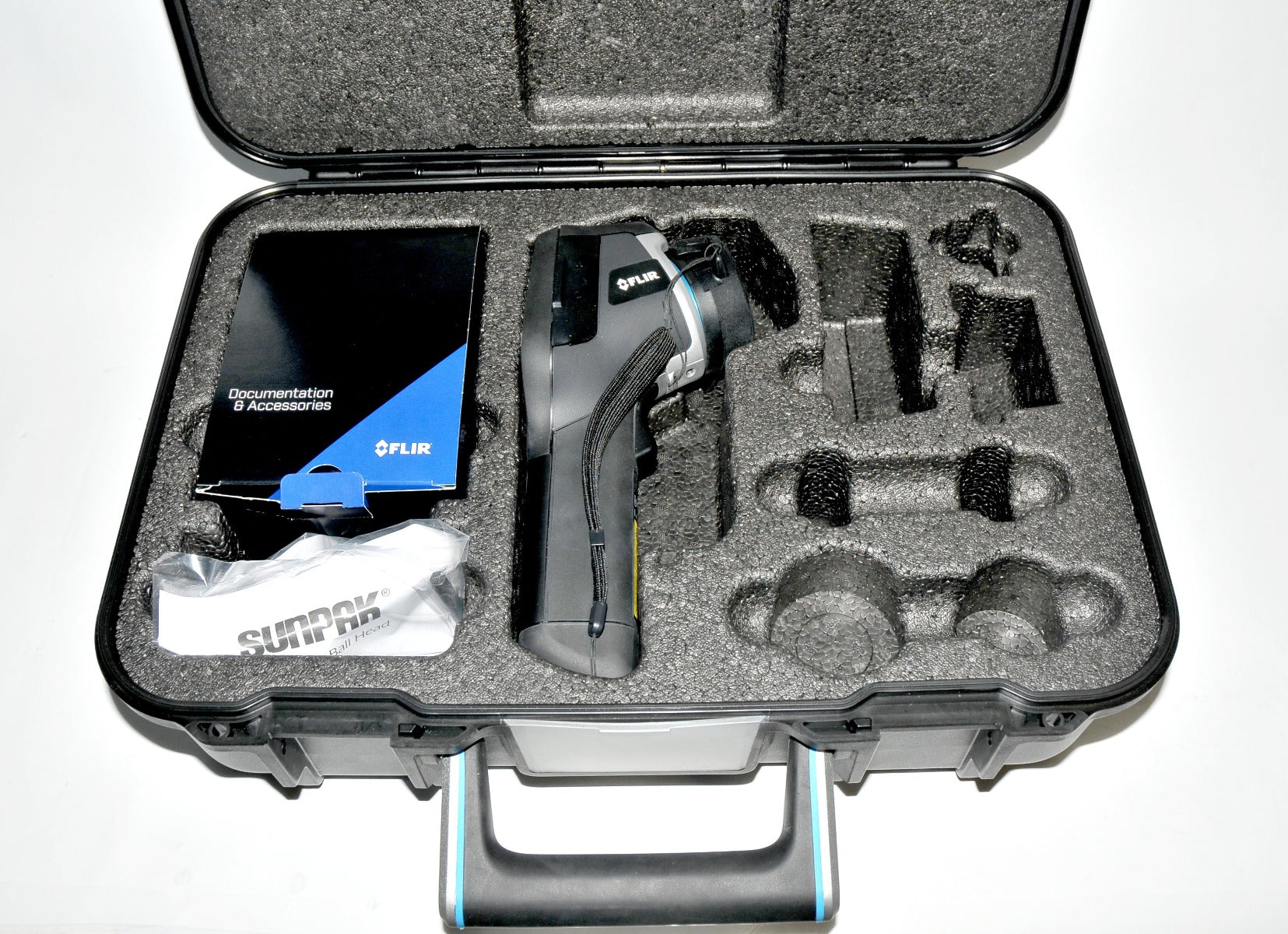 FLIR E40 Infrared Thermal Imaging Camera FLIR-E64501 Building Inspection