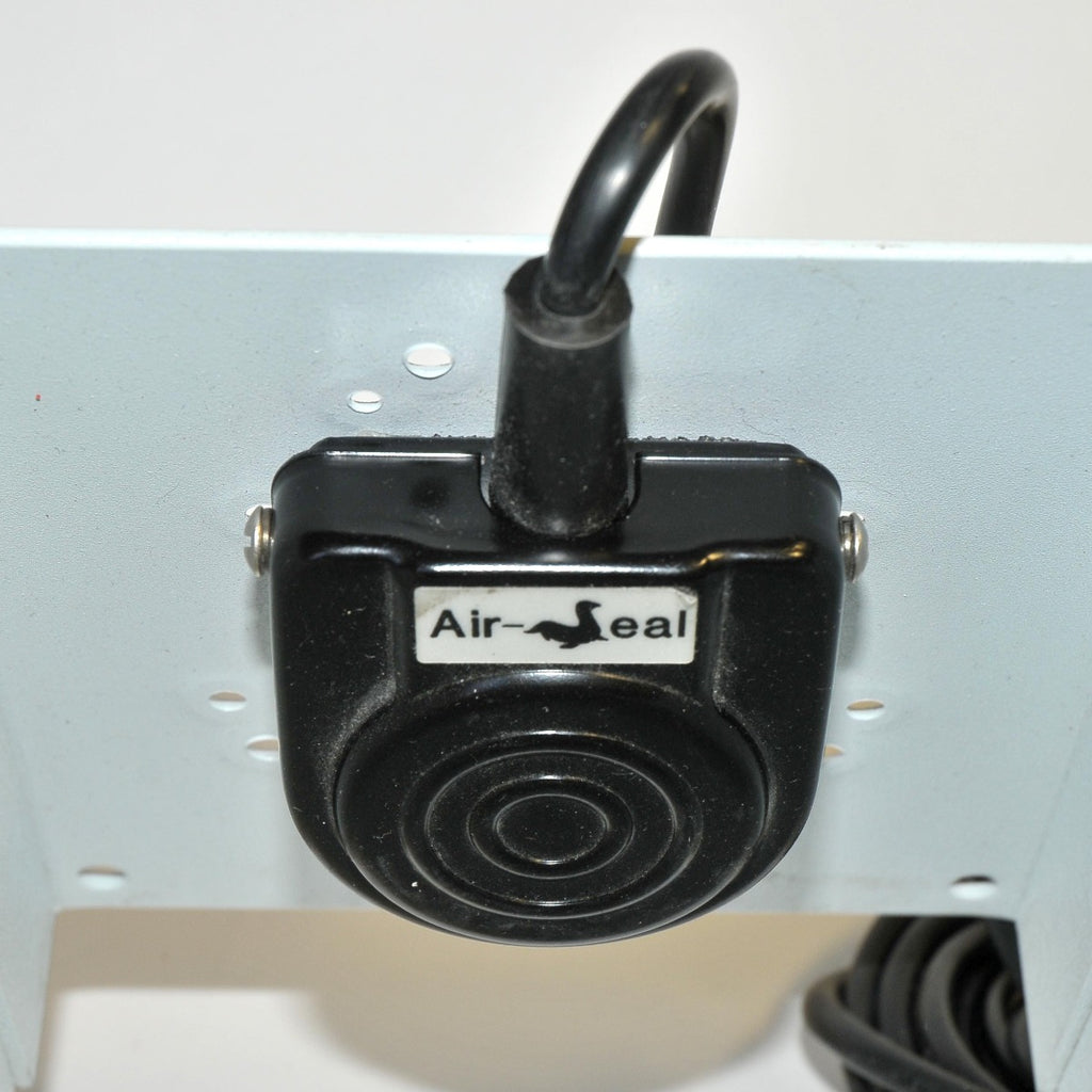 Palomar Starlux 300 500 Icon Pneumatic Foot Pedal Switch 1520-1044 PARTS AS IS