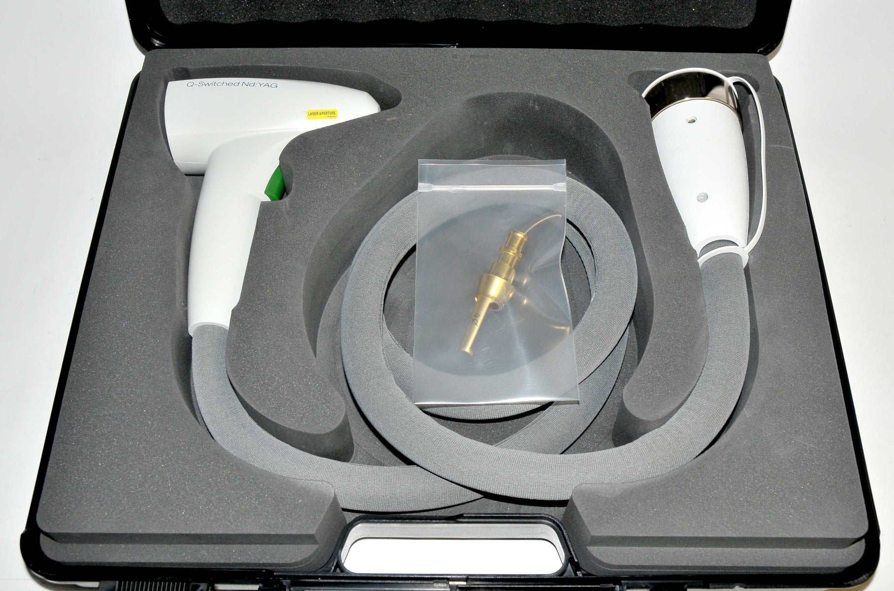 Lumenis M22 Laser Q Switched Nd YAG 1064 Handpiece QSW Treatment Head SA-1020221