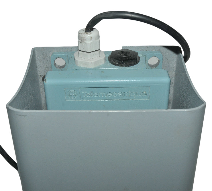 Telemecanique 4-Pin Laser FootSwitch Pedal Electric Foot Switch XPE M110 PARTS