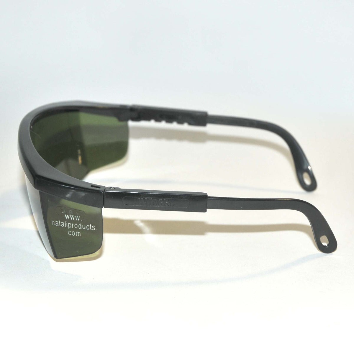 Aesthetic Laser IPL Operator Glasses Safety Eyewear Green Tint Lens EM3000