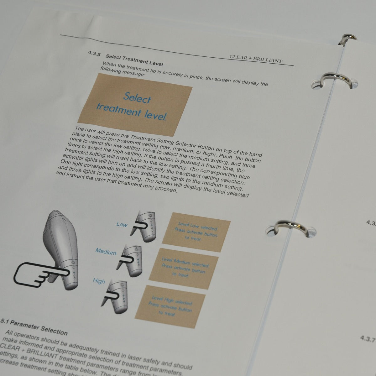 Clear Brilliant Laser System OPERATOR MANUAL User Treatment Tips Handpiece Guide