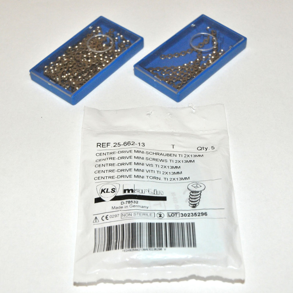 Martin Mikro Platten Plates 25-330-07 Titanium Screws LOT PARTS