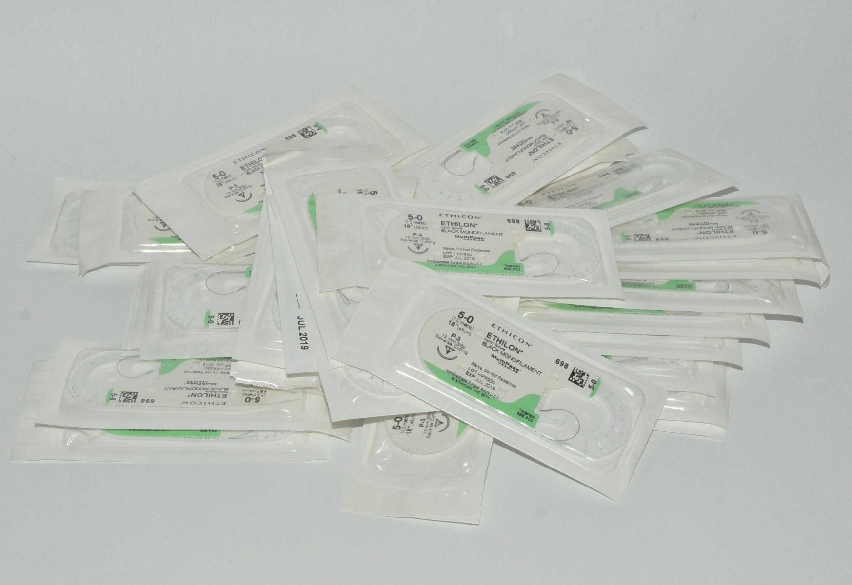Ethicon 698 Ethicon Nylon Non-Absorbable Suture P-3 Needle 18" Black ETHILON