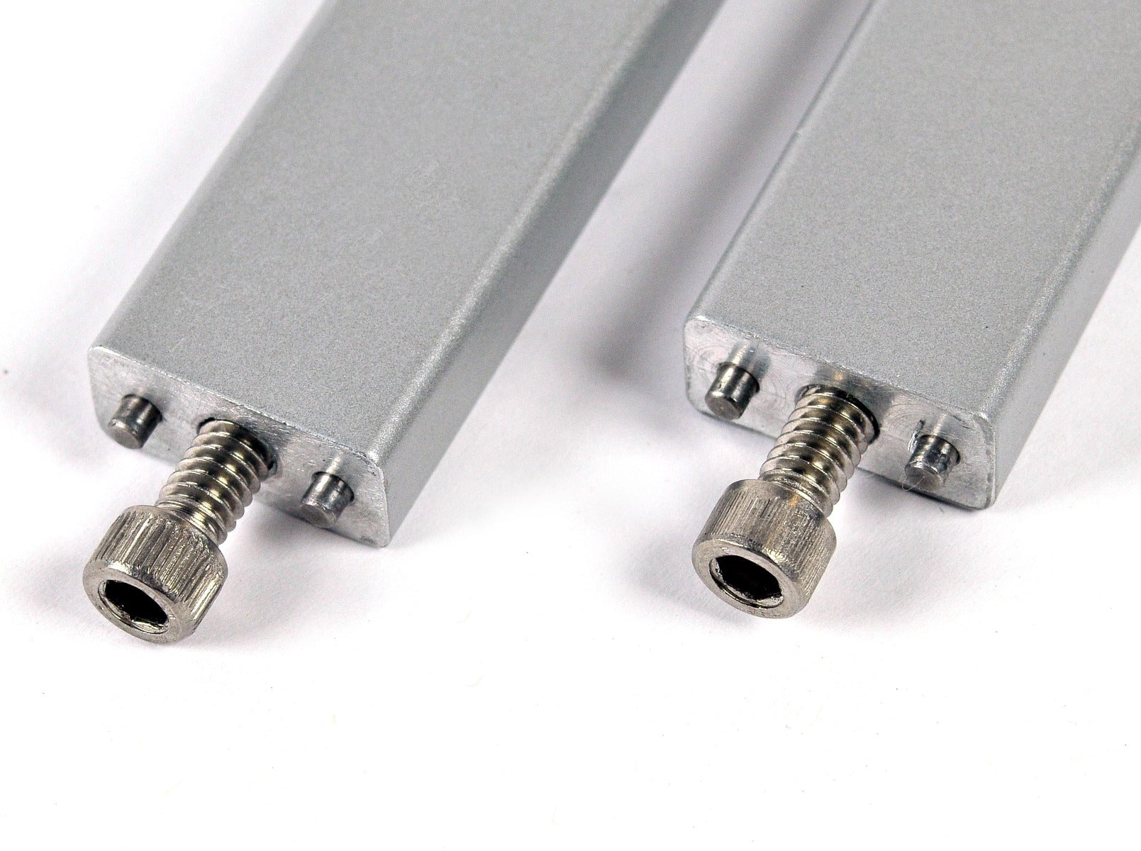 Cutera truSculpt iD RadioFrequency Silver Metal Brackets w/Thumb Screws PARTS x2