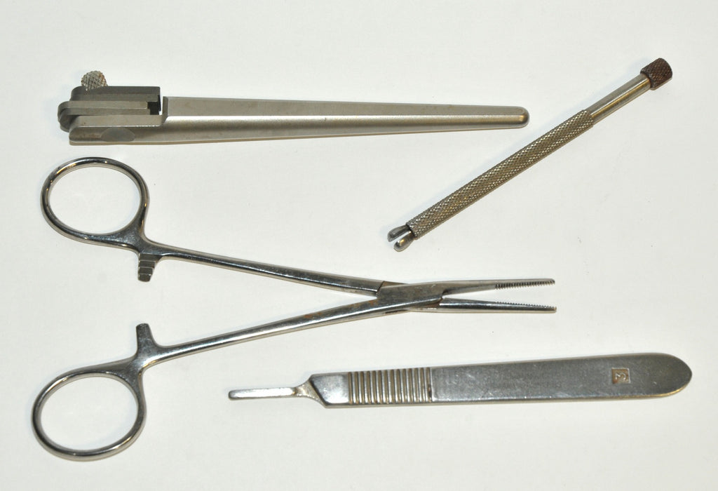 Stainless Steel Surgical Instruments Forceps Clamp Lightning Knife Handle x4 Pcs