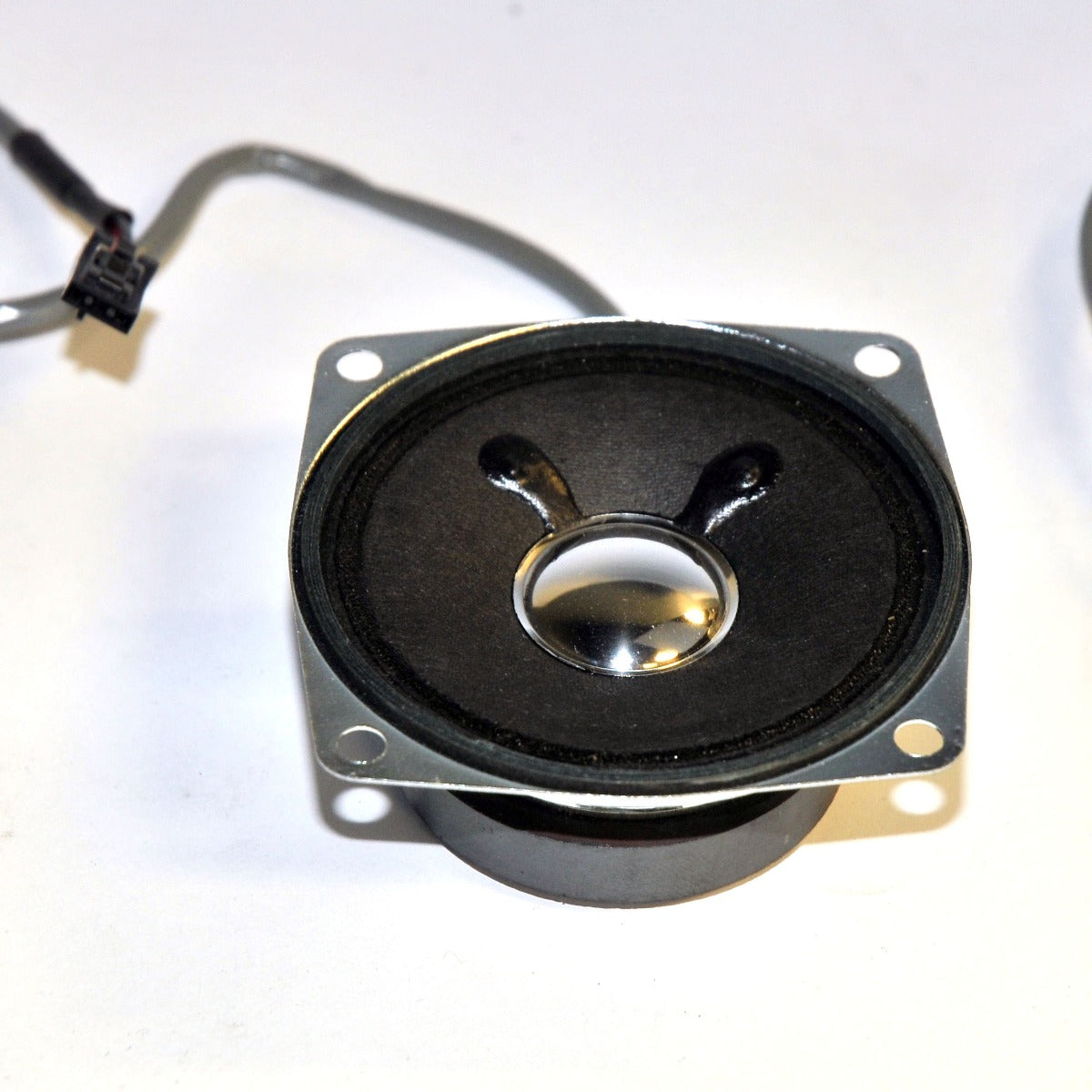 Solta RELIANT Fraxel ReStore CO2 Laser Speaker Set Sound 05 02568 W67054 Pair