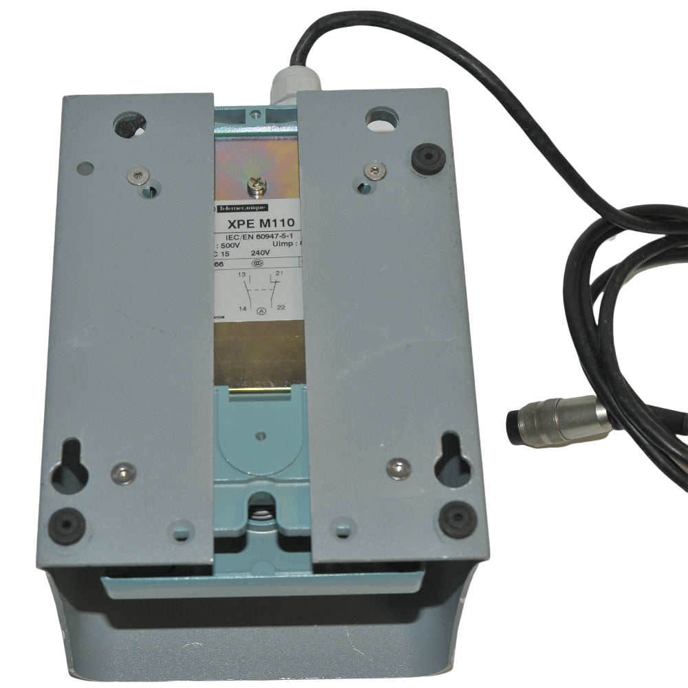Telemecanique 4-Pin Laser Foot Switch Pedal Electrical 60947-5-1 XPE M110
