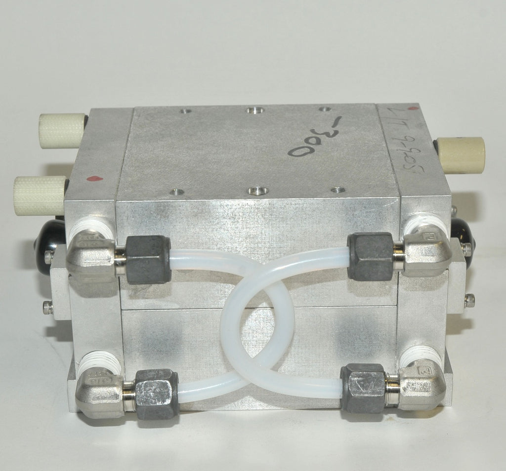 Cynosure Apogee Elite Laser Cavity Chamber Assembly P/N 100-7000-270 PARTS AS-IS