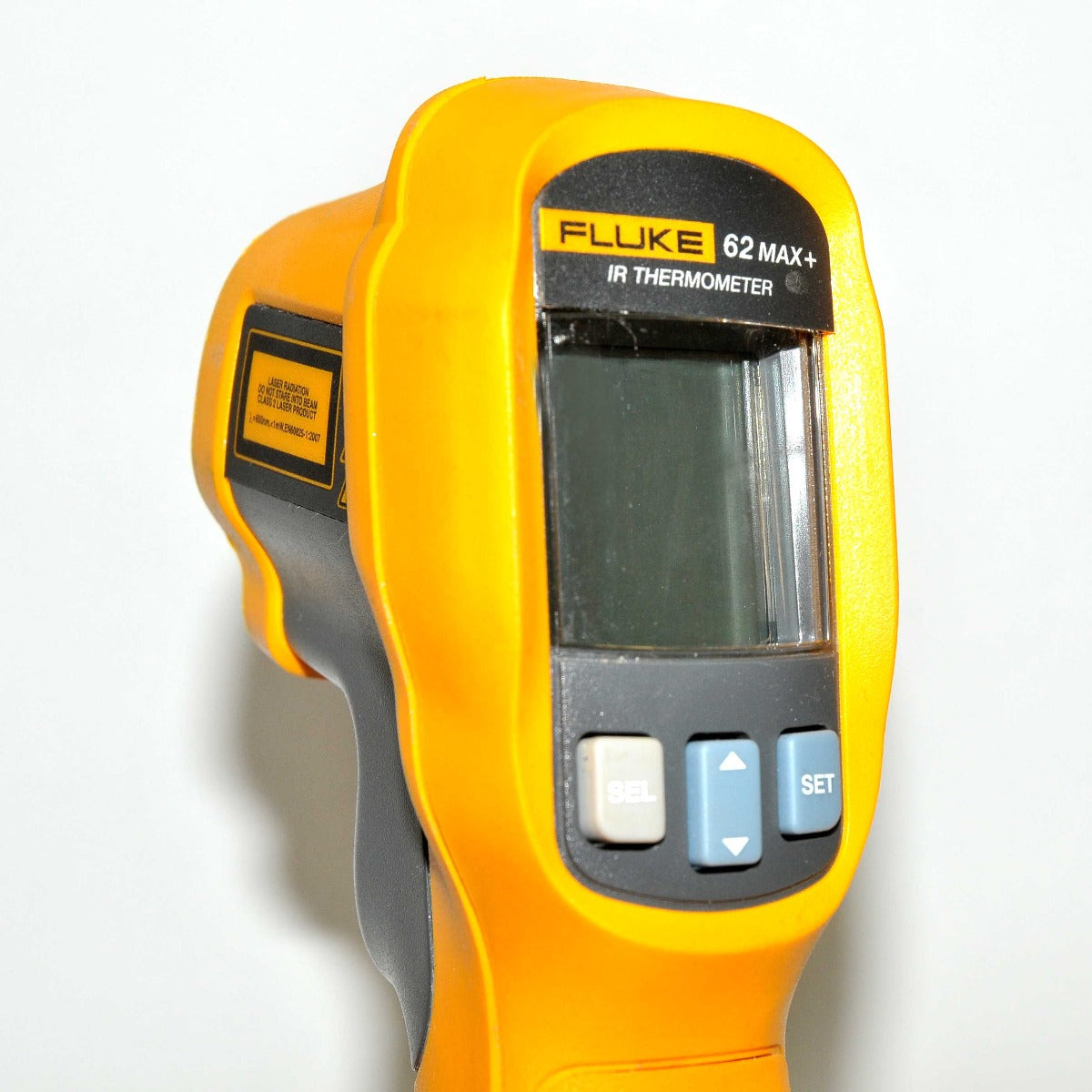 Fluke 62 Max IP54 Infrared Thermometer IR -30C to +650C 101 Distance Spot Ratio