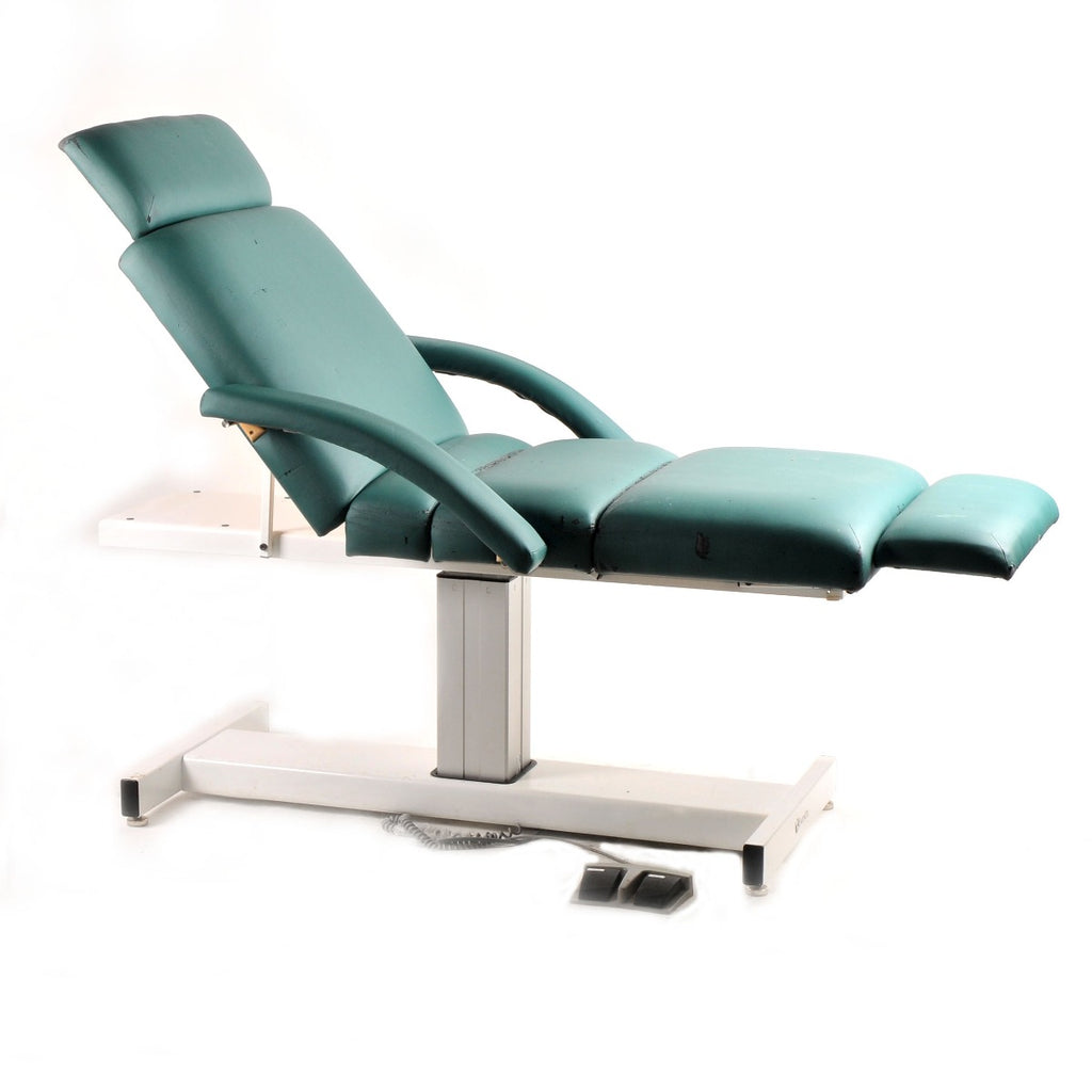 Earthlite Power Adjustable Massage Table Chair w Foot Switch Tattoo Office