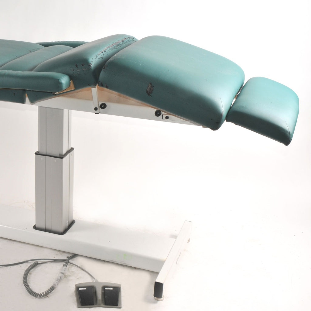 Earthlite Power Adjustable Massage Table Chair w Foot Switch Tattoo Office