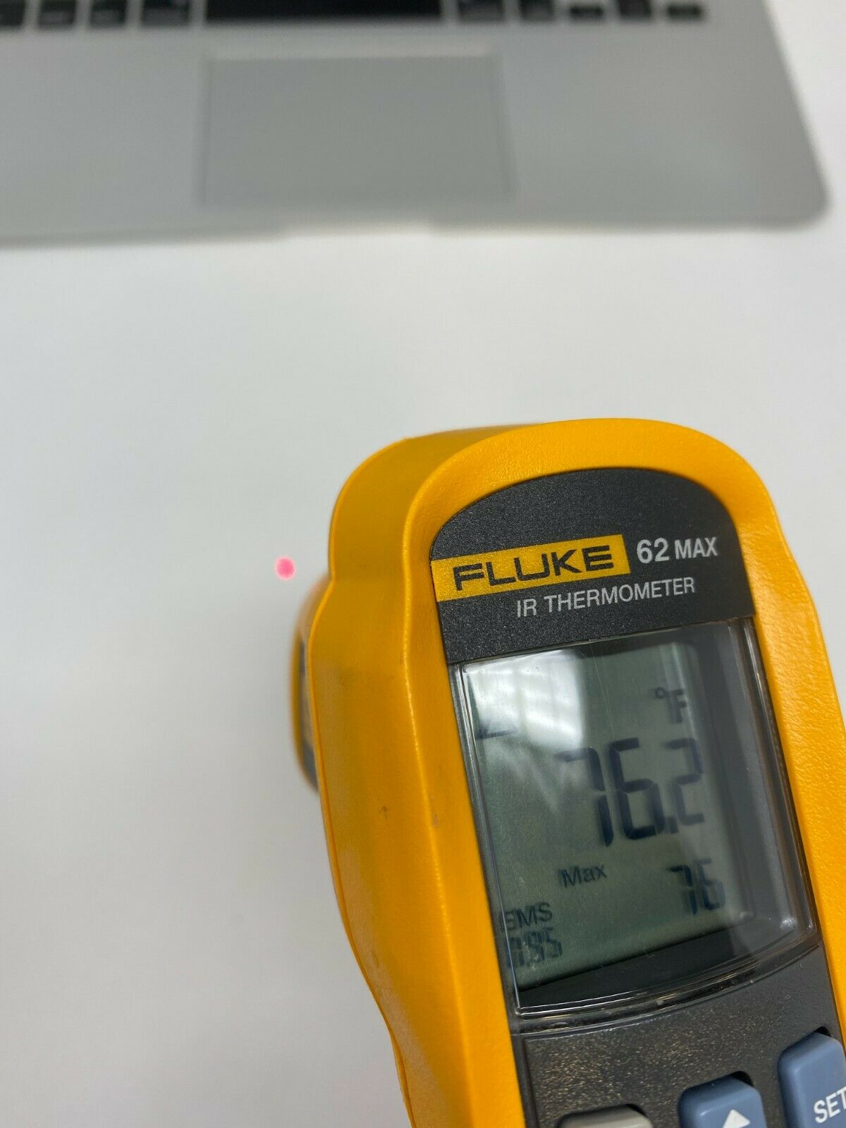 Fluke IR Thermometer 650nm 62 Max 3m Drop Water/ Dust Resistant IP54 SOLD AS IS