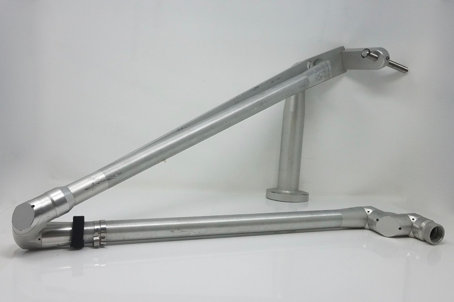 Hoya Conbio Articulating Arm for Medlite C6 and RevLite ** Parts Sold AS IS **