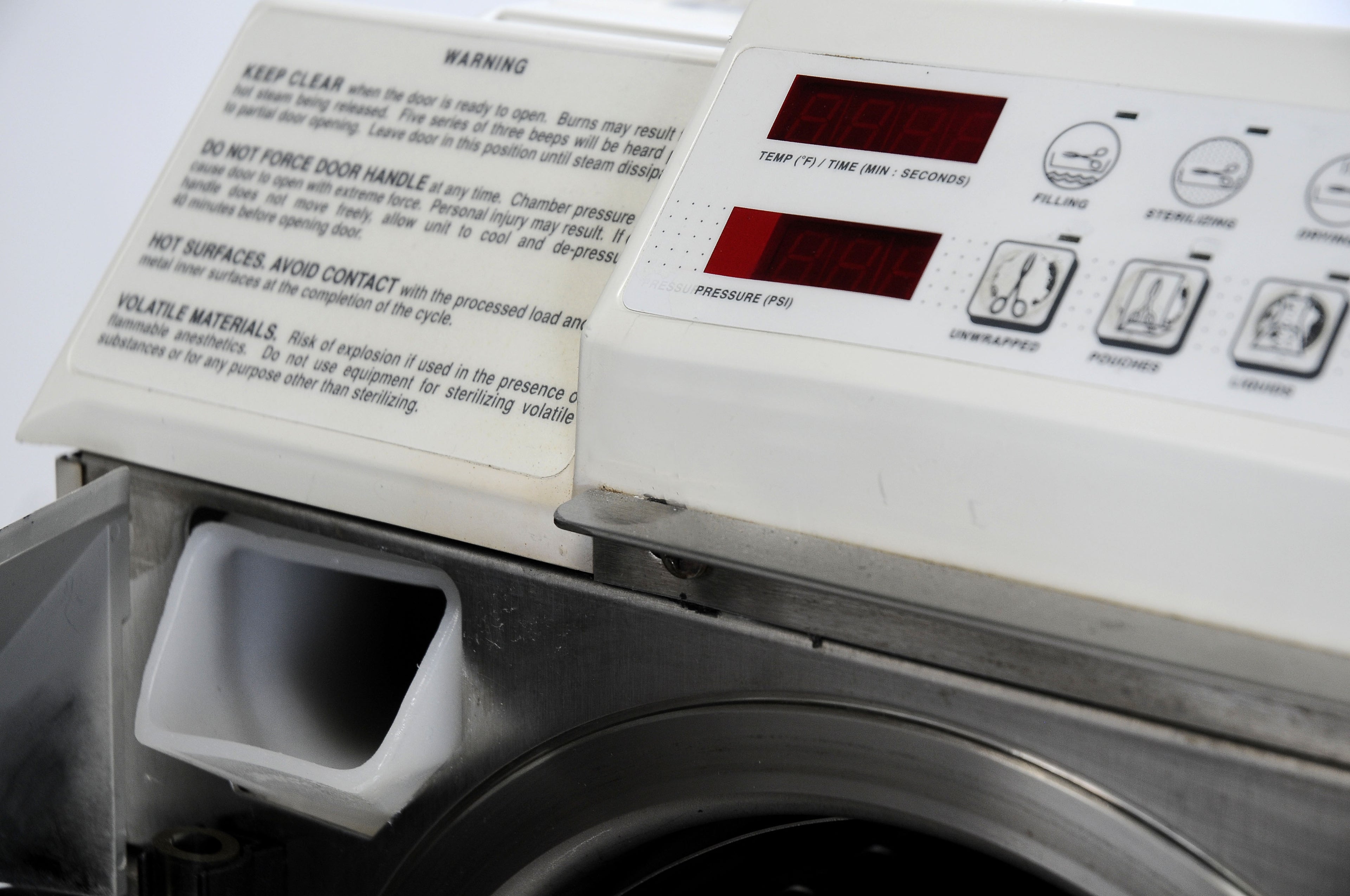 Midmark Ritter M9 Ultraclave Automatic Sterilizer Autoclave Steam Chamber M 9