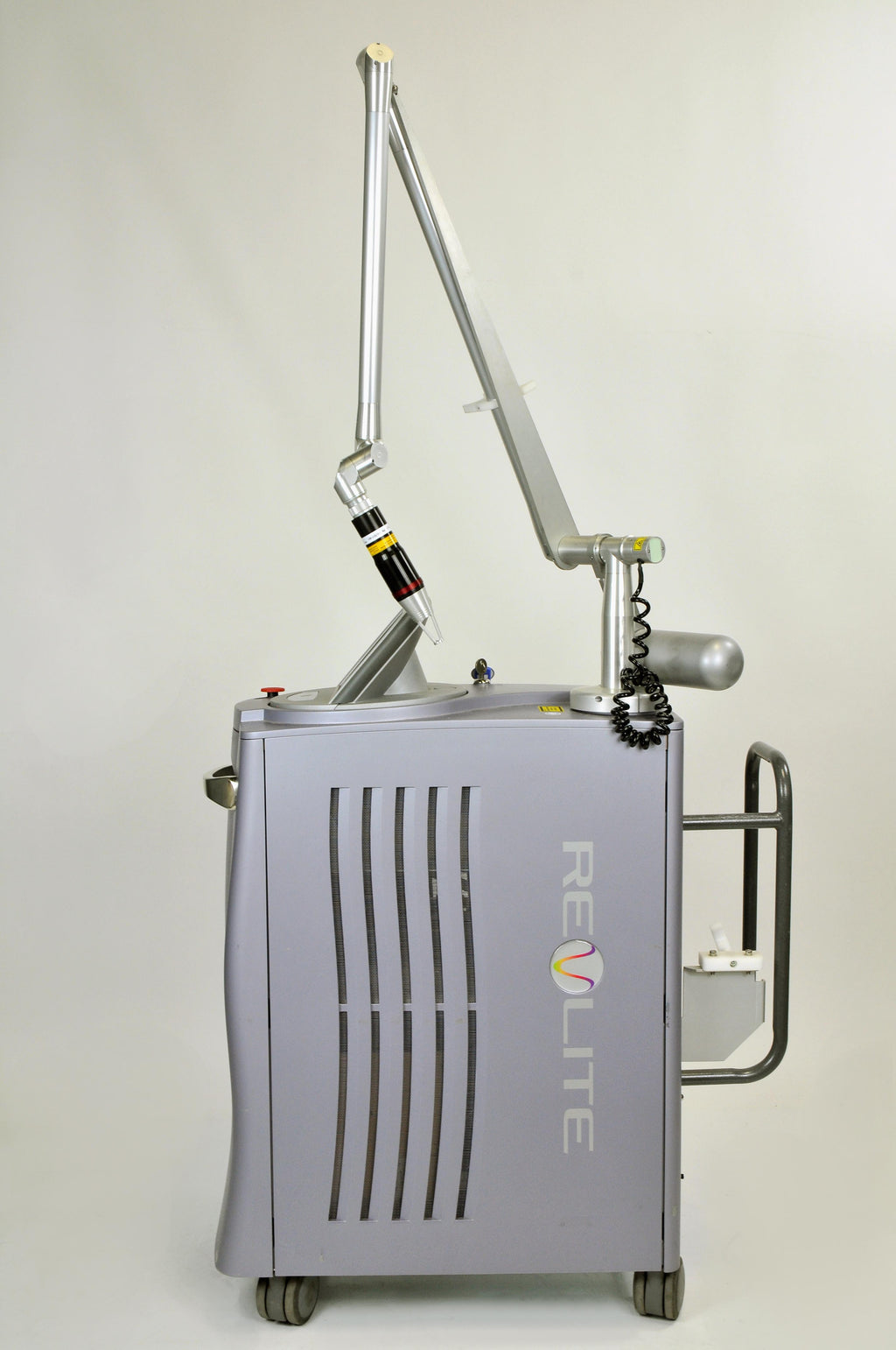 Cynosure HOYA ConBio Revlite Q-Switch 5321064 Laser Tattoo Removal System - 2008