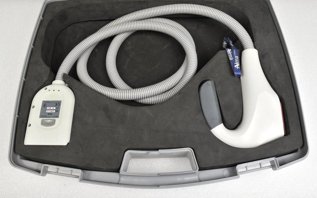 2011 Alma Soprano XL Laser NIR HandPiece - Skin Tightening Tighten - w/ Case