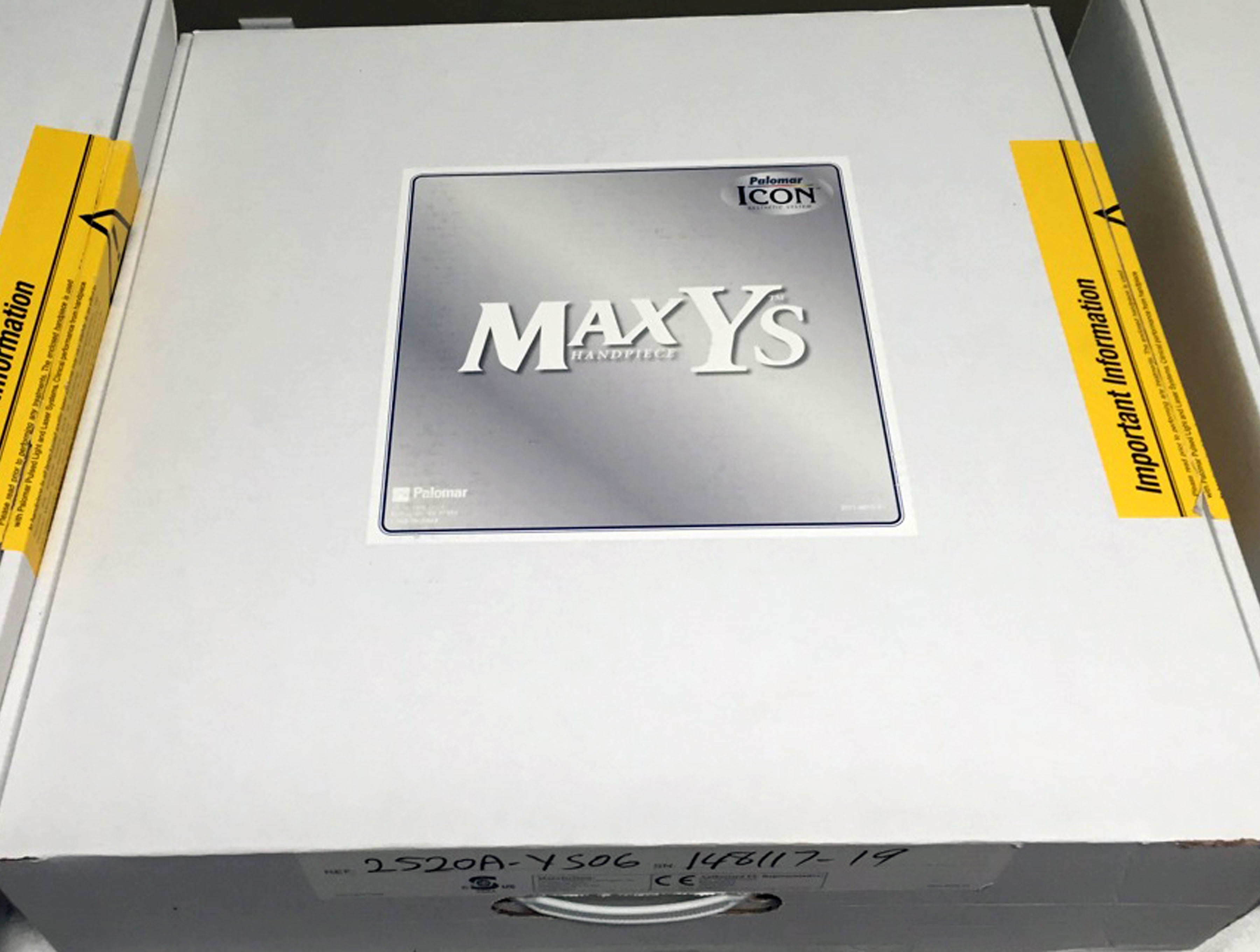 2013 Cynosure Palomar ICON Laser System MaxR MaxG MaxYs HandPieces Max G R Ys