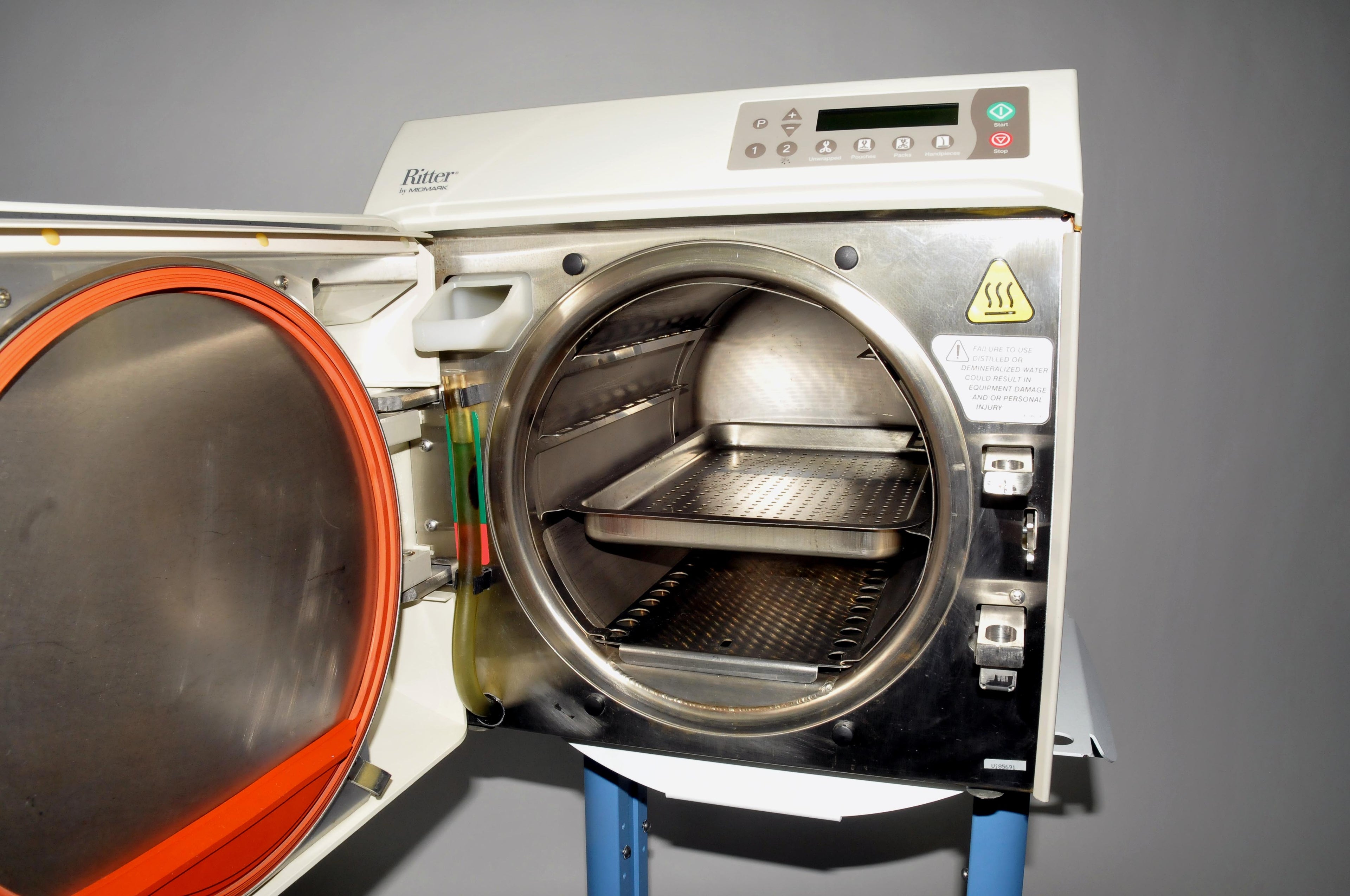 2005 Midmark Ritter M11-022 Autoclave Automatic Sterilizer Steam Chamber M 11