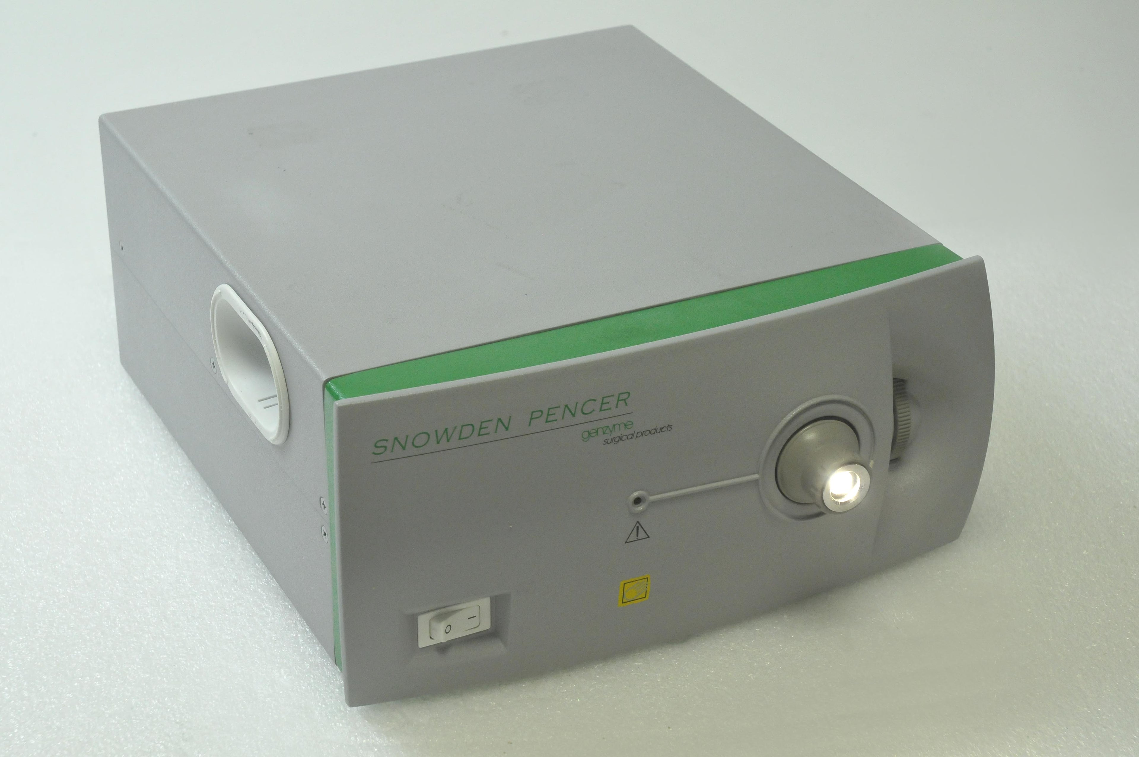Snowden Pencer Genzyme Light Source Surgical Products Model 89-8400