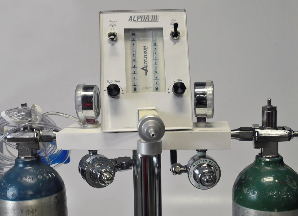 Accutron Alpha III Dental Nitrous Oxide Flowmeter 2 Tanks Mobile Stand Portable