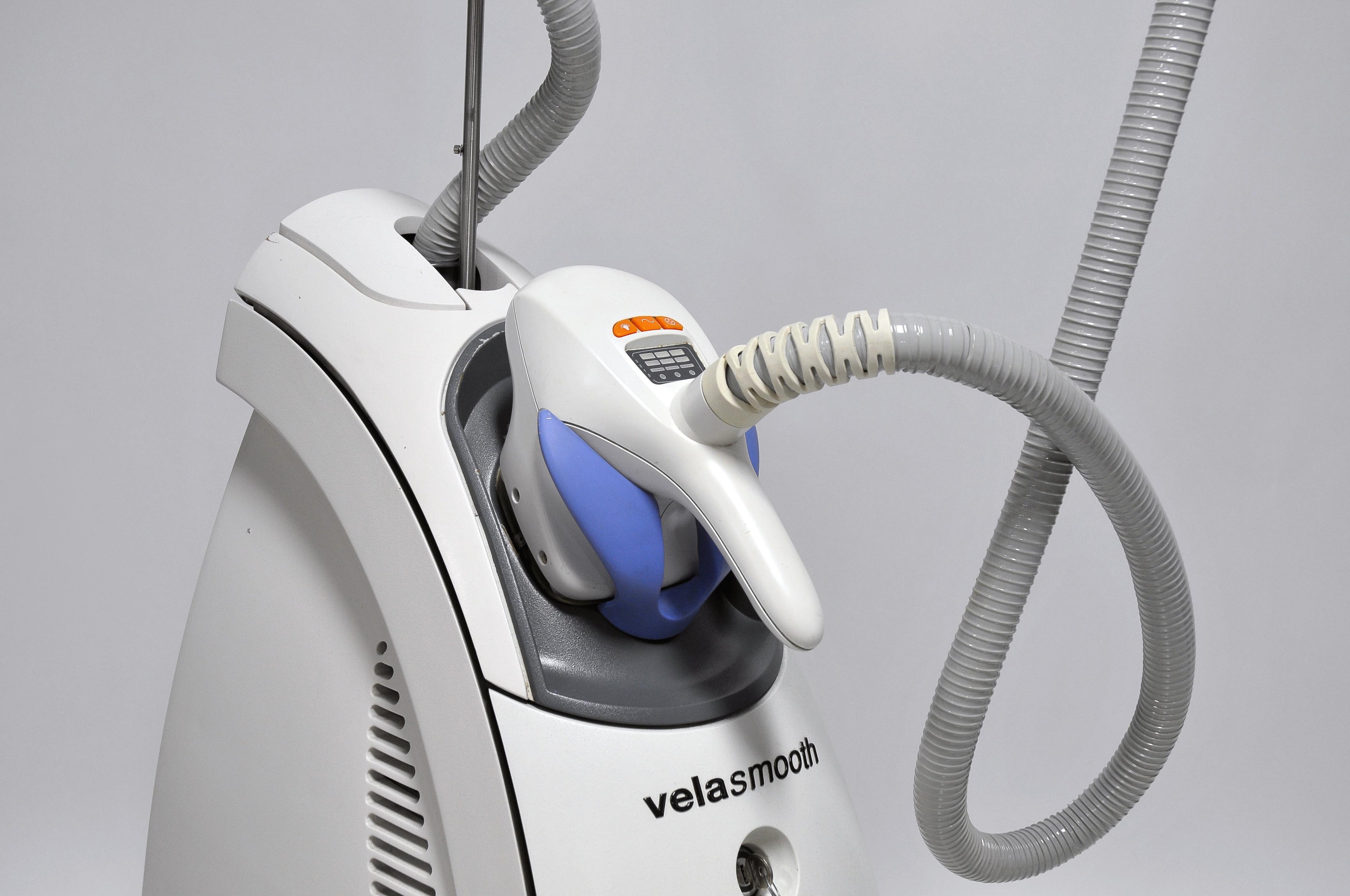 2004 Syneron VelaSmooth Shaper - Vela Smooth Cellulite Body Shaping - NICE!