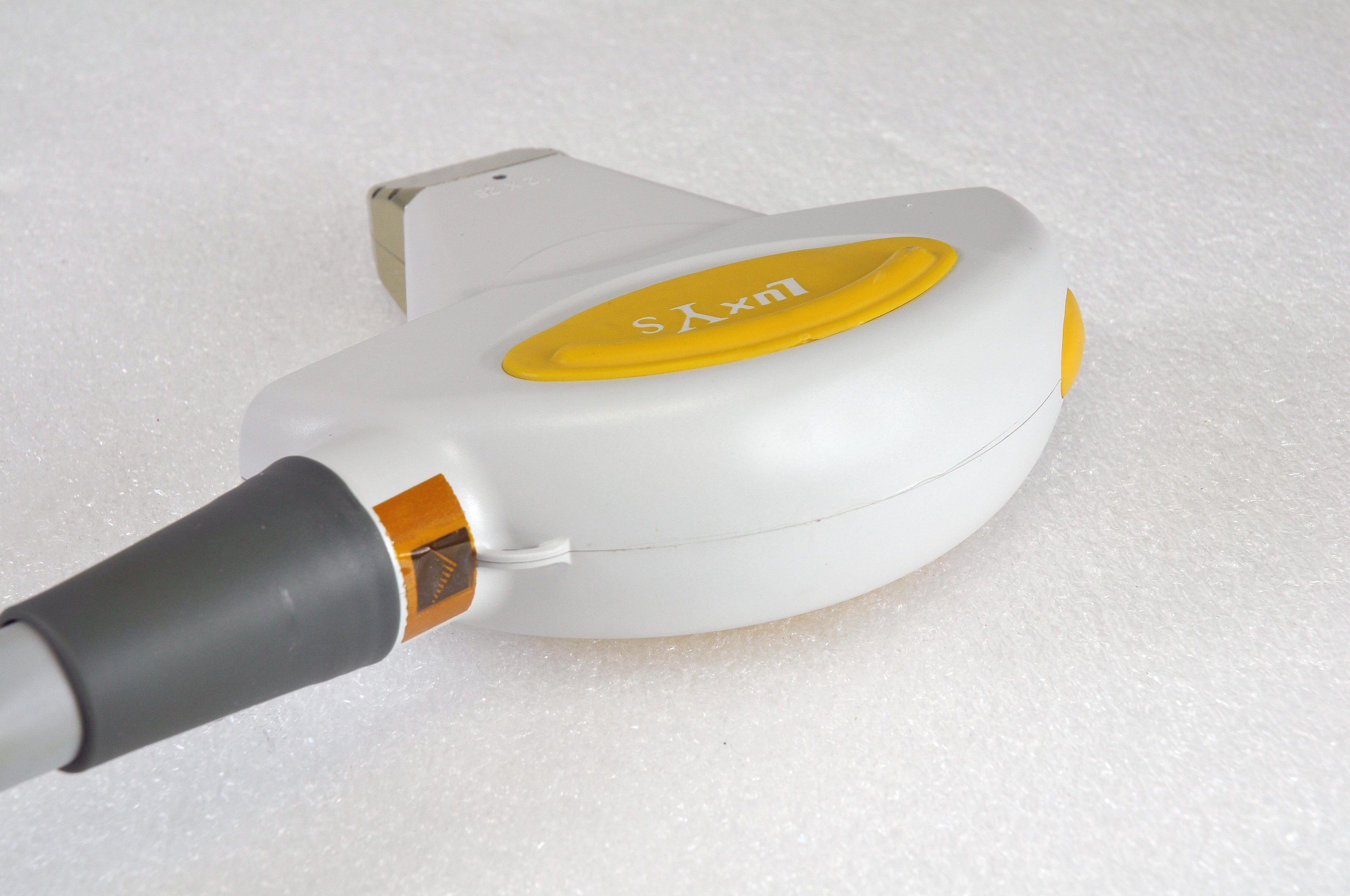 2008 Cynosure StarLux 300 500 Lux Laser System LuxYs Handpiece Palomar Ys Yellow