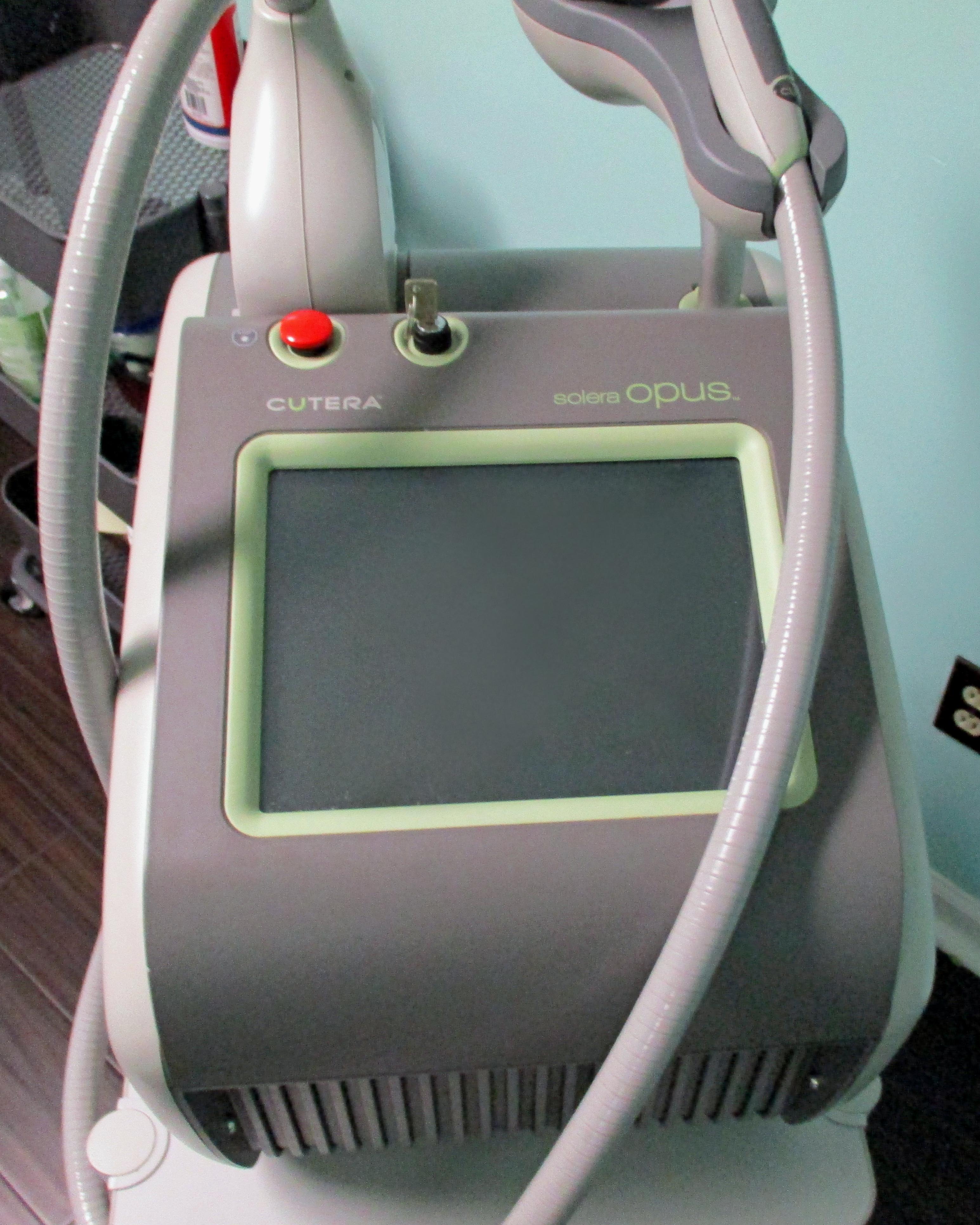 2010 Cutera Solera OPUS Laser IPL System w Prowave 770 HandPiece Aesthetic