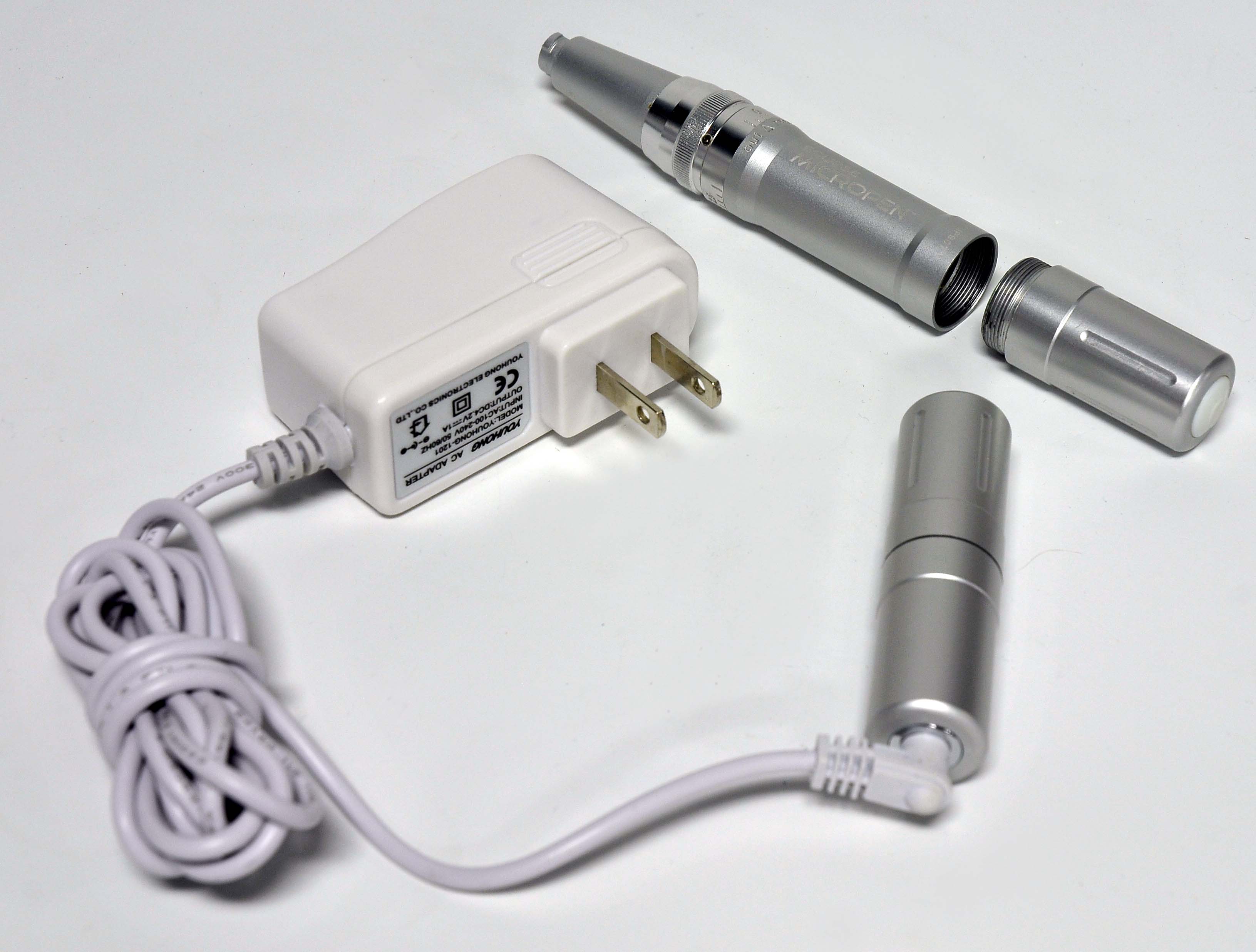 MicroPen Kit - Eclipse Aesthetics Silver MicroNeedling Pen - DEMO Micro - w/Case
