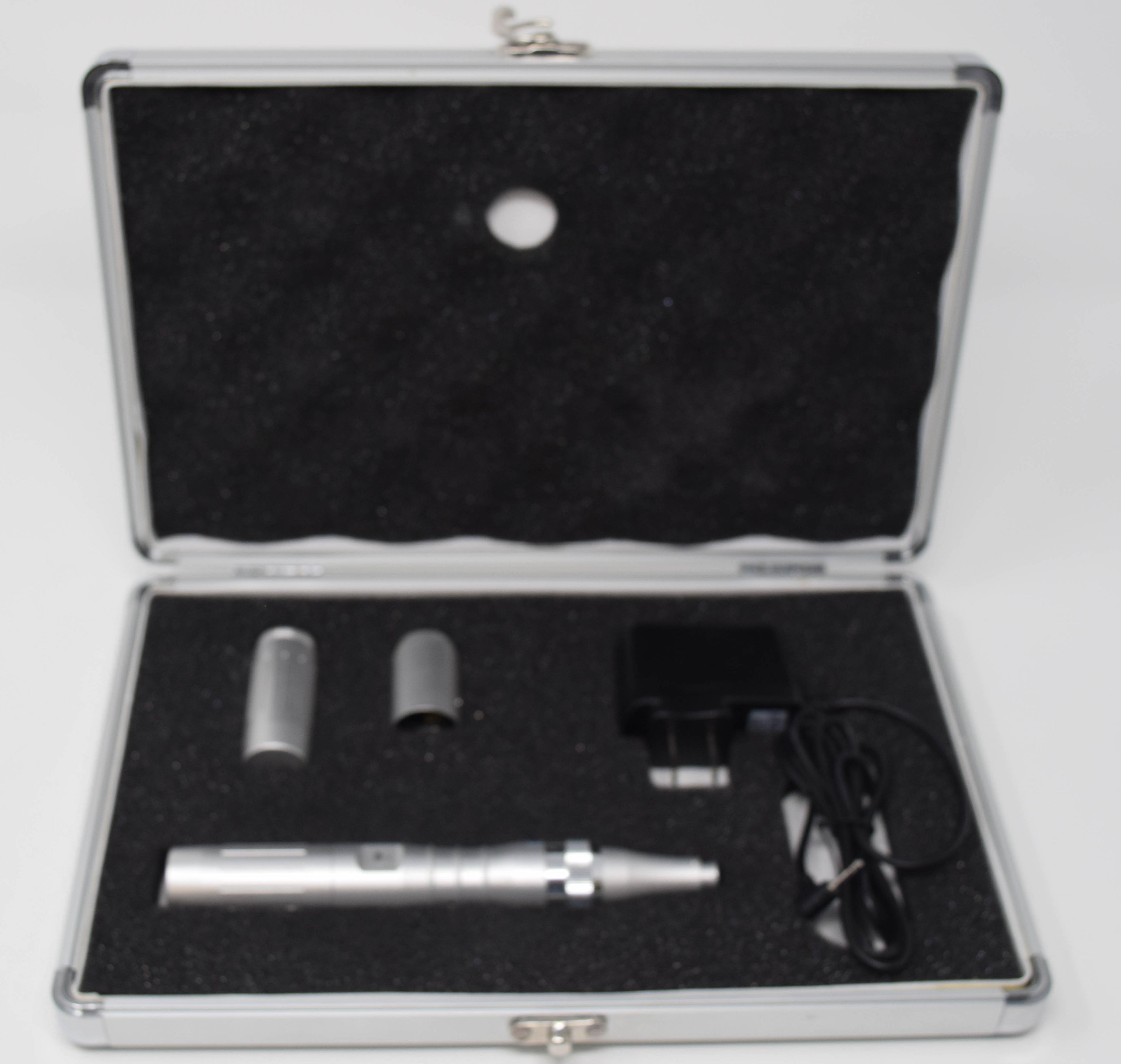 Silver Eclipse MicroPen Elite Aesthetics Kit MicroNeedling Pen Micro Needle DEMO