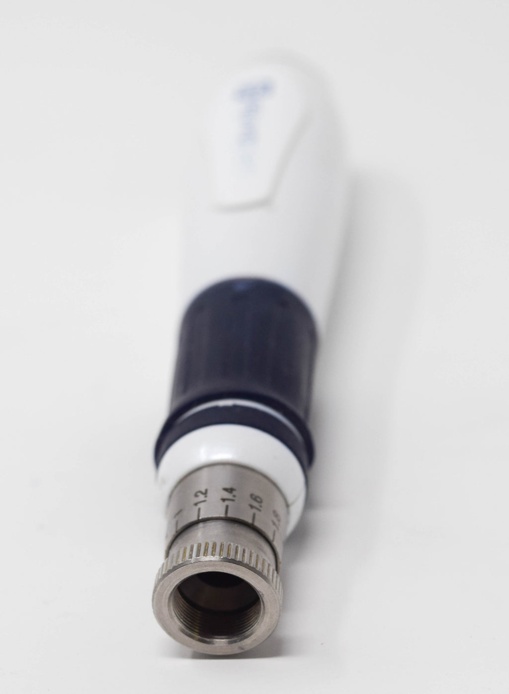 Microneedling Rejuvapen Skin Therapy Rejuve Pen Pigment Micro Needle - DEMO Unit