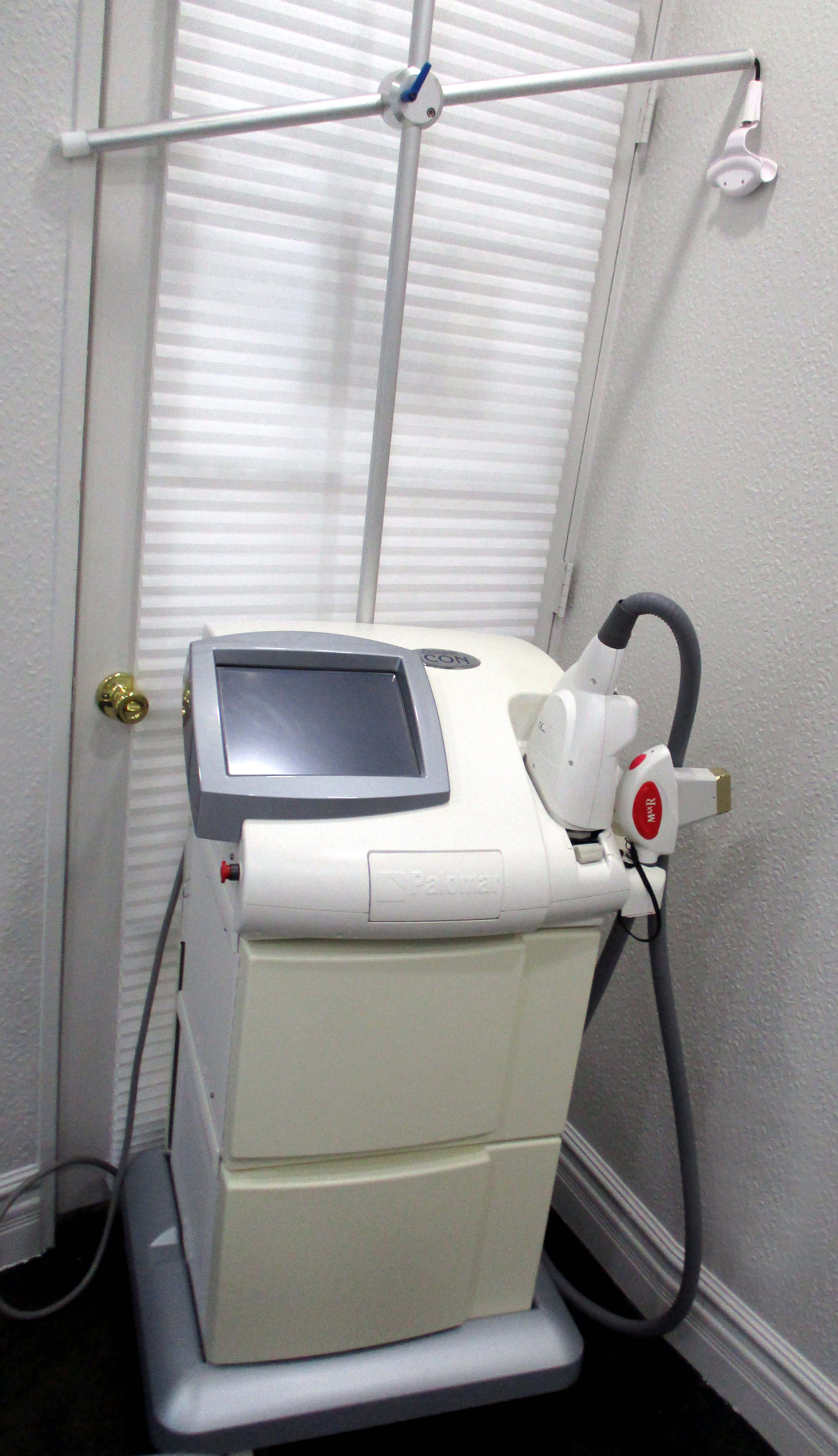 2012 ICON Palomar Laser MaxG MaxR MaxRs MaxY MaxYs LuxY Max G R Rs Y Ys Cynosure