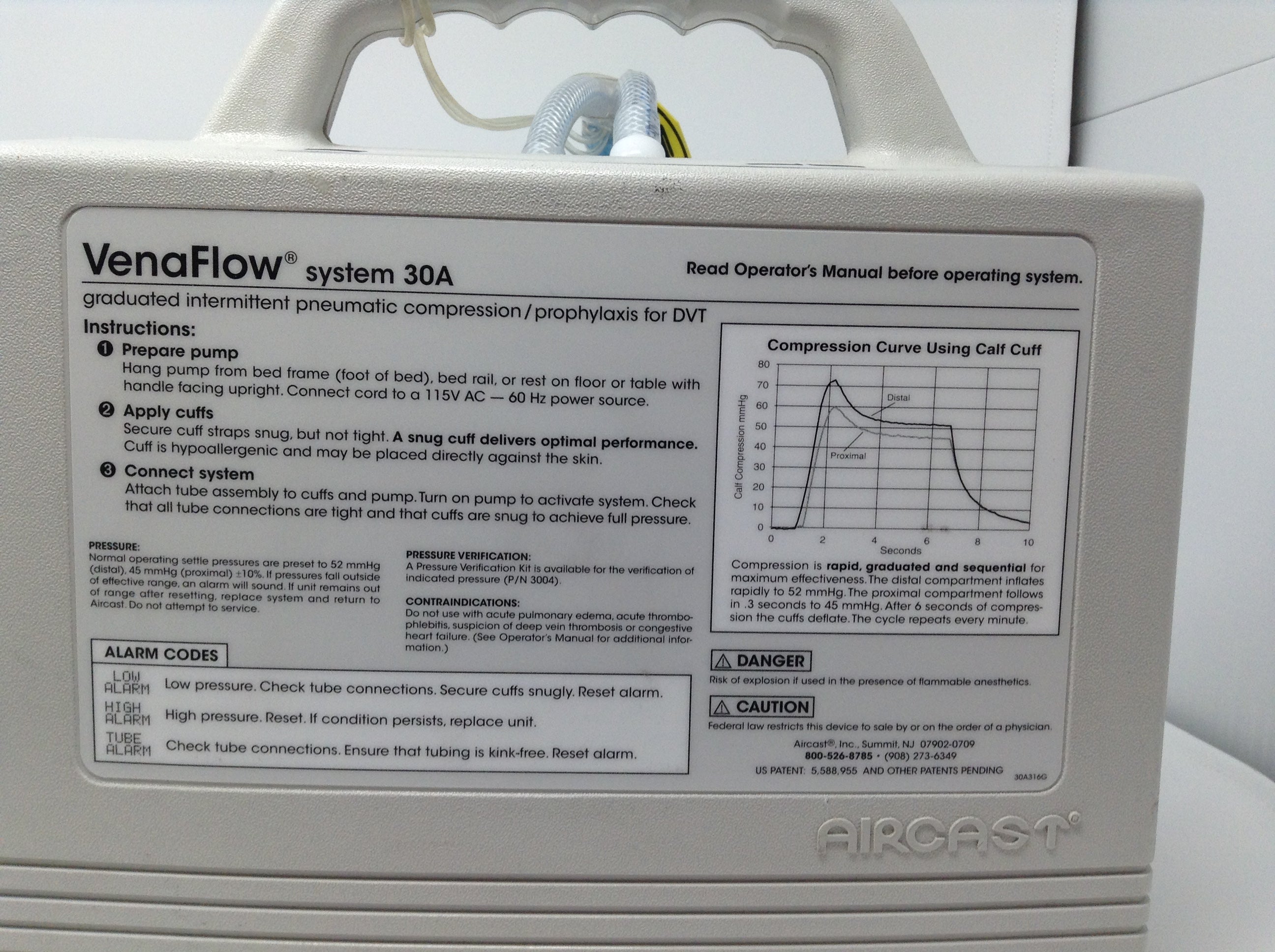 Aircast Venaflow System 30A Intermittent Pneumatic Compression DVT Vena Flow