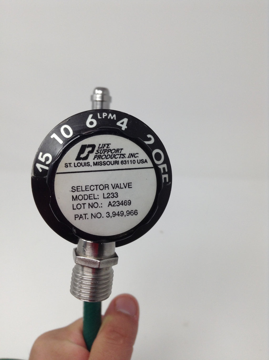 Allied Healthcare Oxygen Constant Flow Selector Valve L233 w Hose