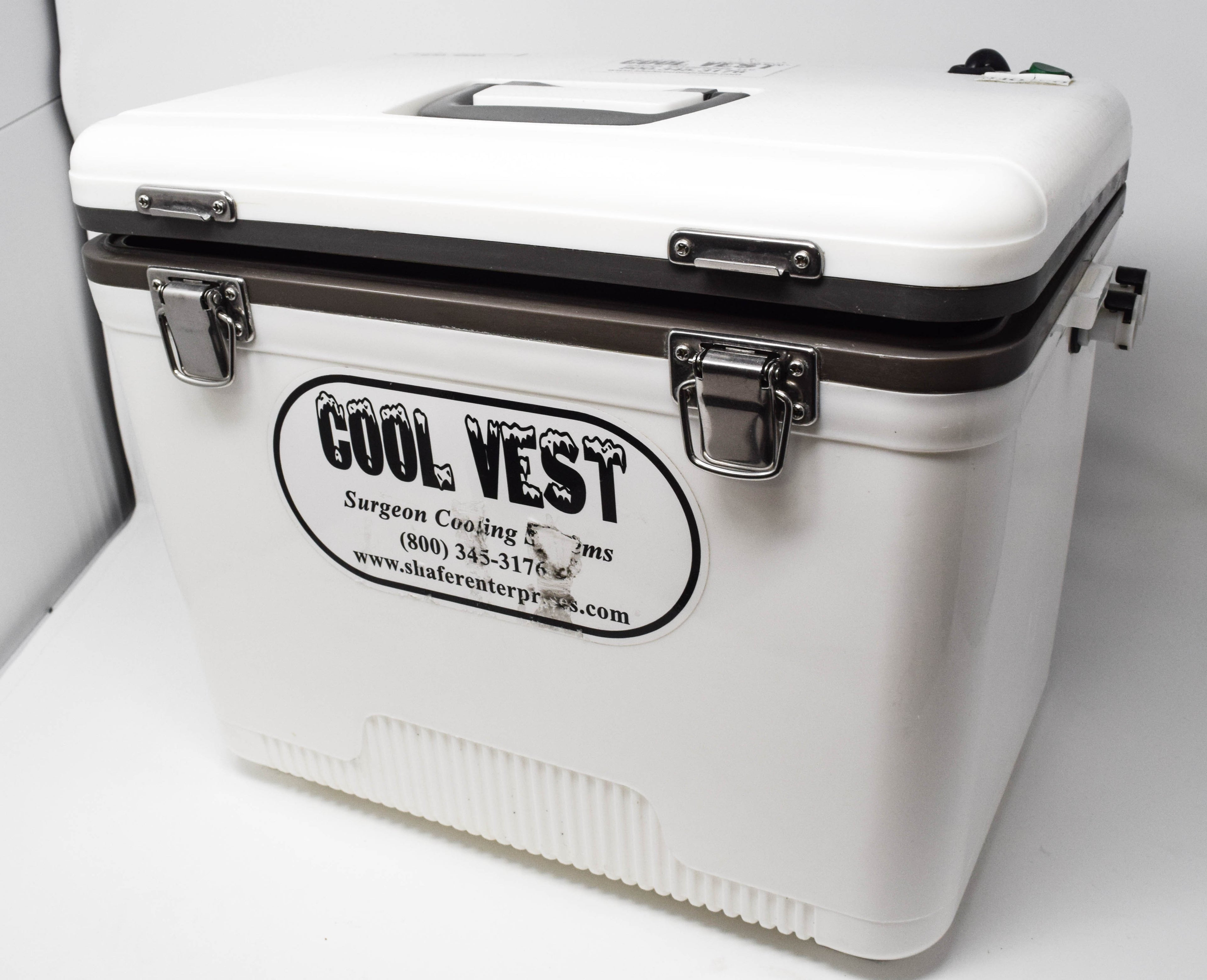 Cool Vest Surgeon Cooling Systems 2 XL Vests 6 Gallon Cooler Shafer Enterprises
