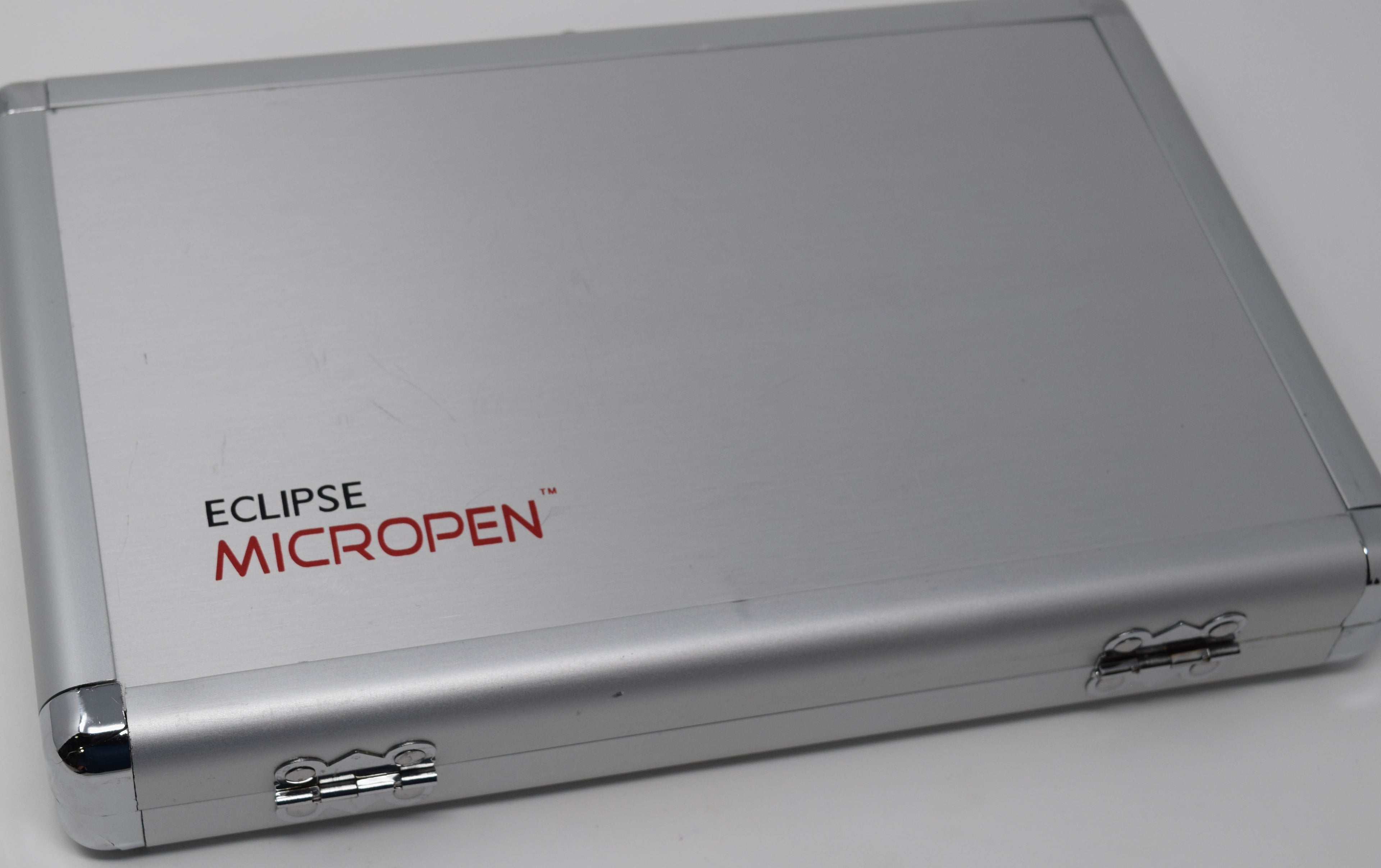Silver Eclipse MicroPen Mp1136 Aesthetics Kit MicroNeedling Micro Needle DEMO