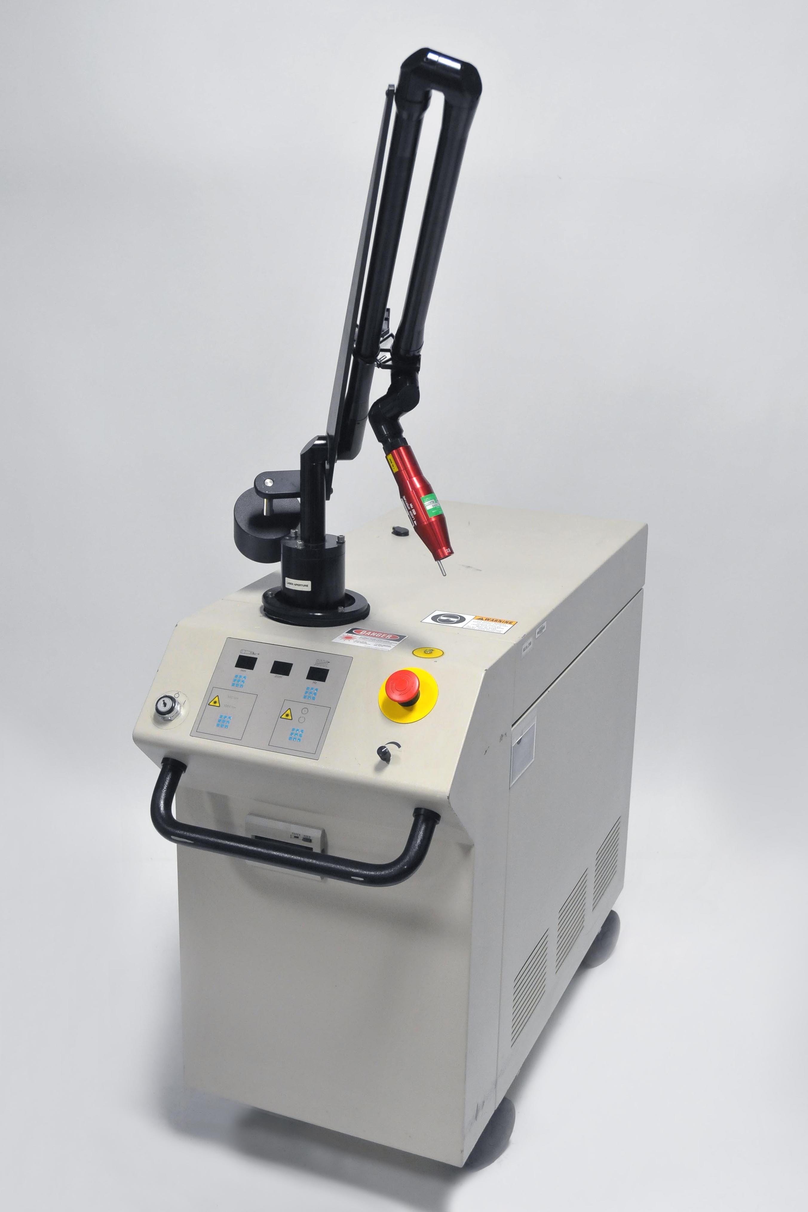 1998 ConBio Con Bio Medlite IV 4 Q-Switched Nd:YAG Laser Tattoo Removal Pigment