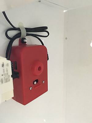 ZOLL AED PLUS AHA 2010 CASE CABINET NO WEAR