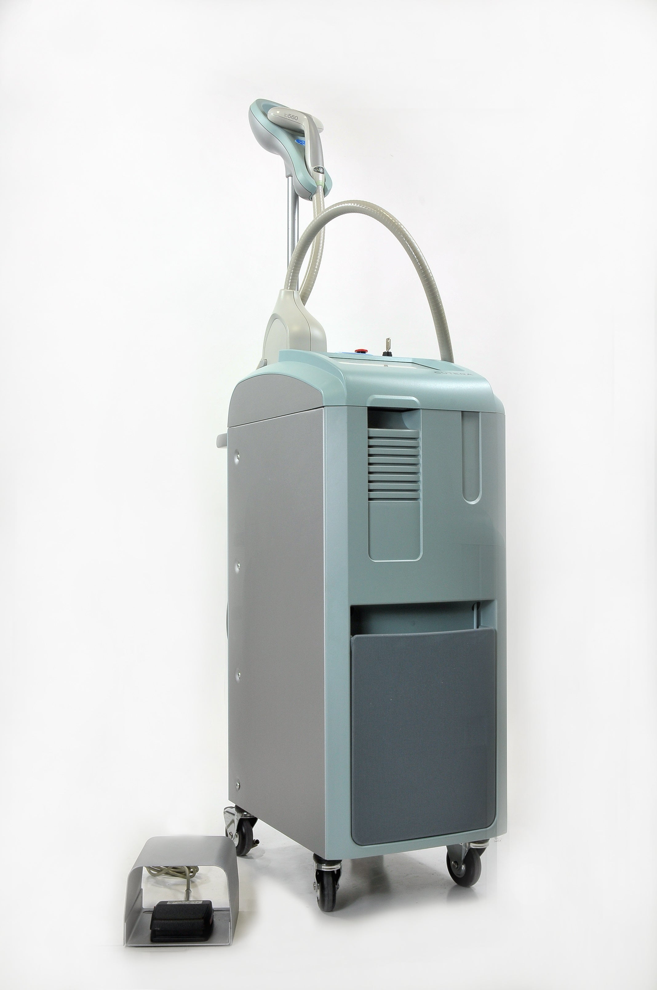 2006 Cutera XEO SA (STAND ALONE NO YAG) IPL LP560 ProWave 770 Titan XL Photo