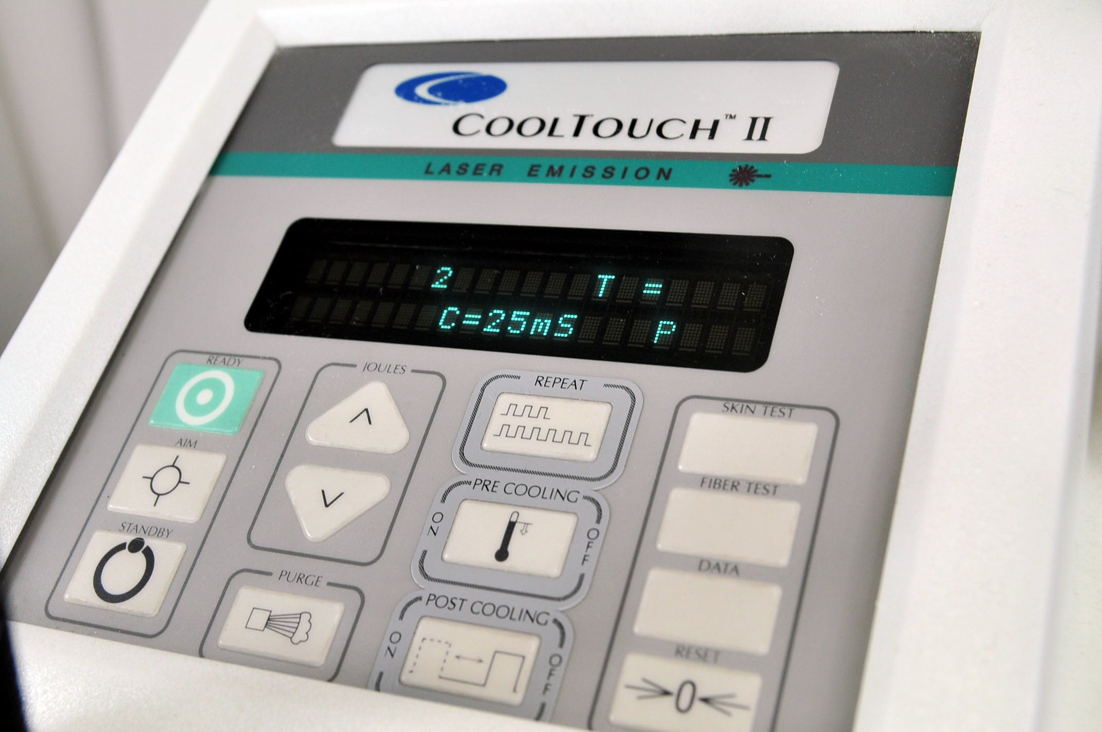 2001 New Star CoolTouch II Laser Nd YAG 1320nm Continuous Pulse System Acne Skin