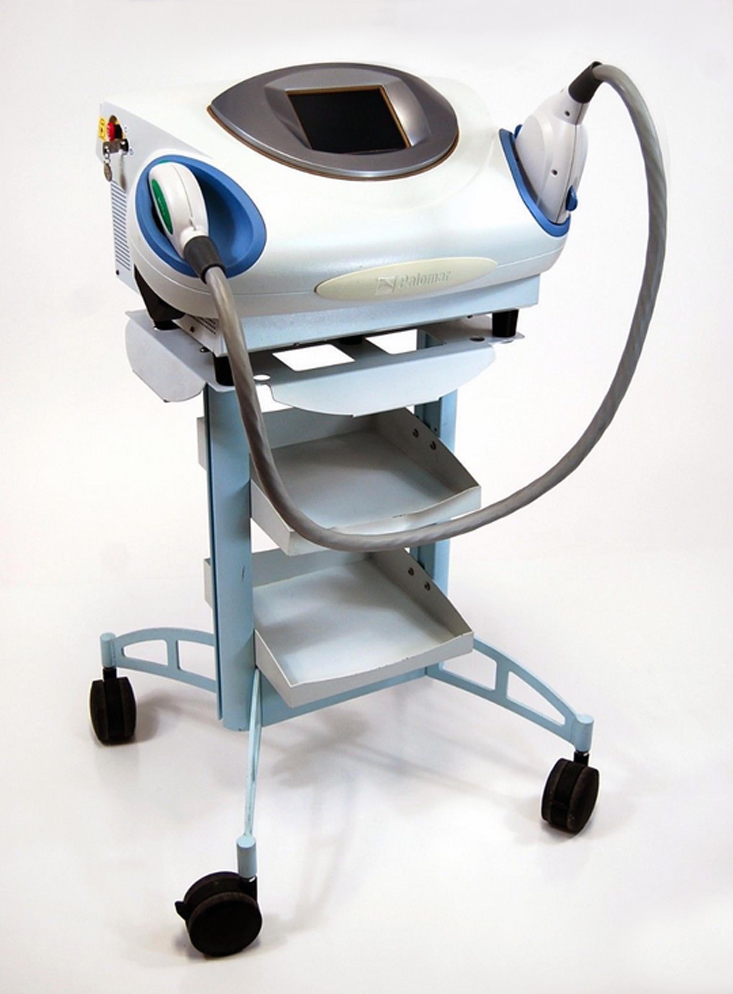 Palomar StarLux 300 IPL System Lux G Rs Y 1540 Fractional Laser 2007 Cynosure