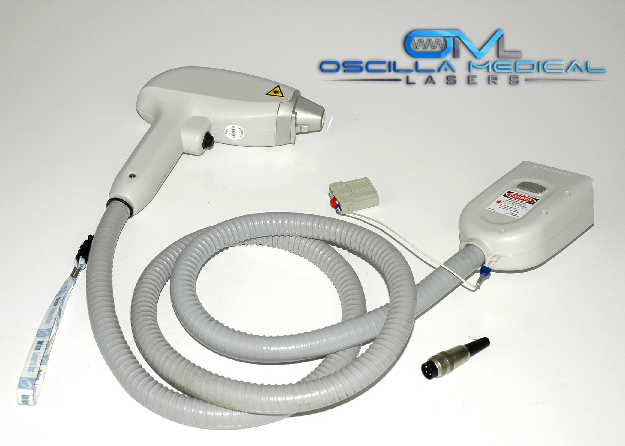 2006 Alma Lasers Sonata Handpiece Hair Removal w Carrying Case