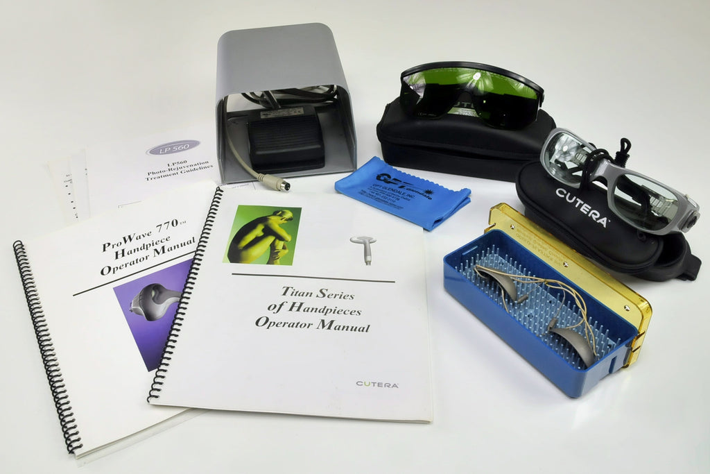 2006 Cutera XEO CoolGlide Laser IPL System 4 HP's: LP560 Titan V XL Nd:YAG 1064