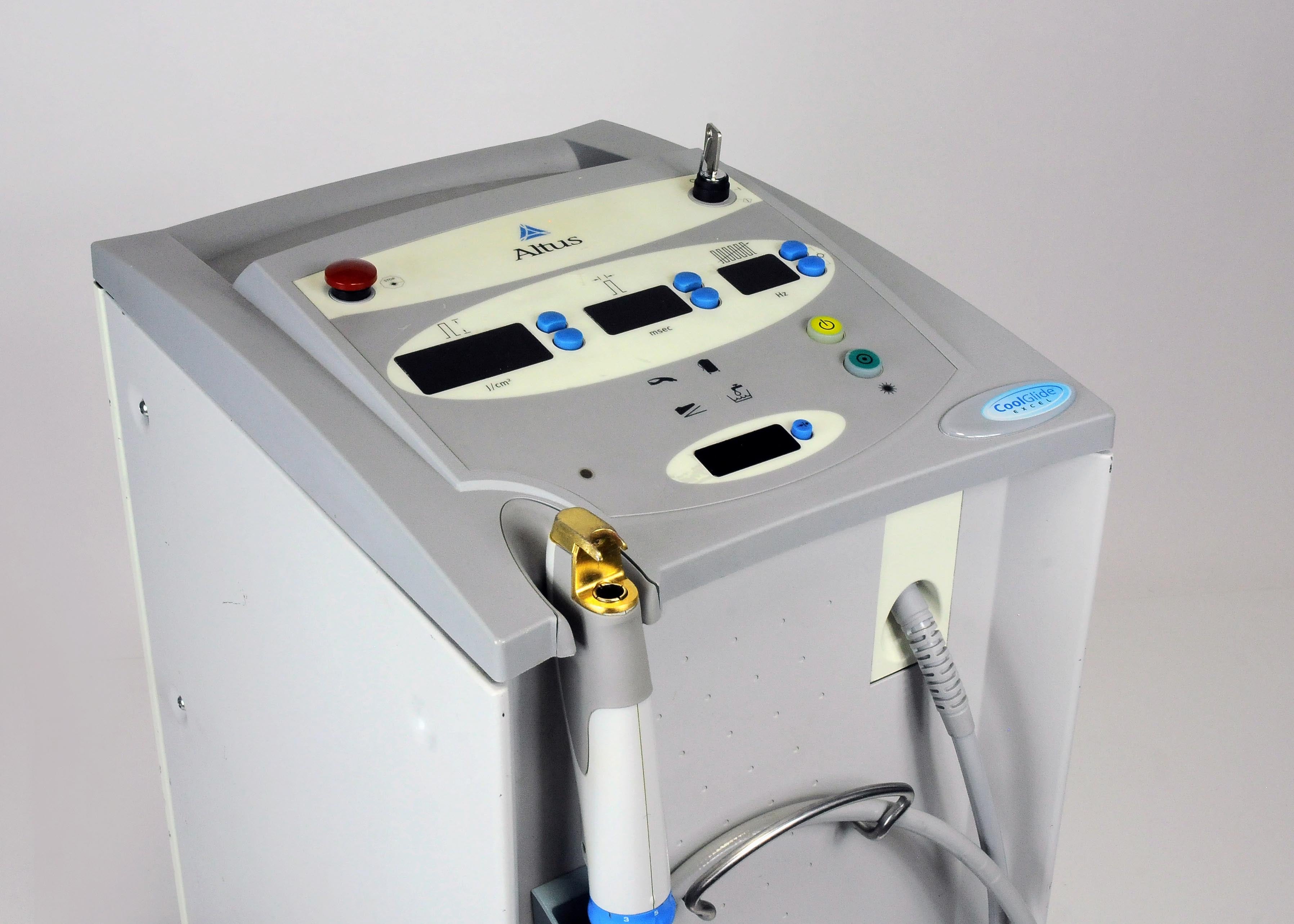 2002 Altus Cutera XL Cool CoolGlide Excel Nd:YAG Laser 3-5-7-10 mm 1064