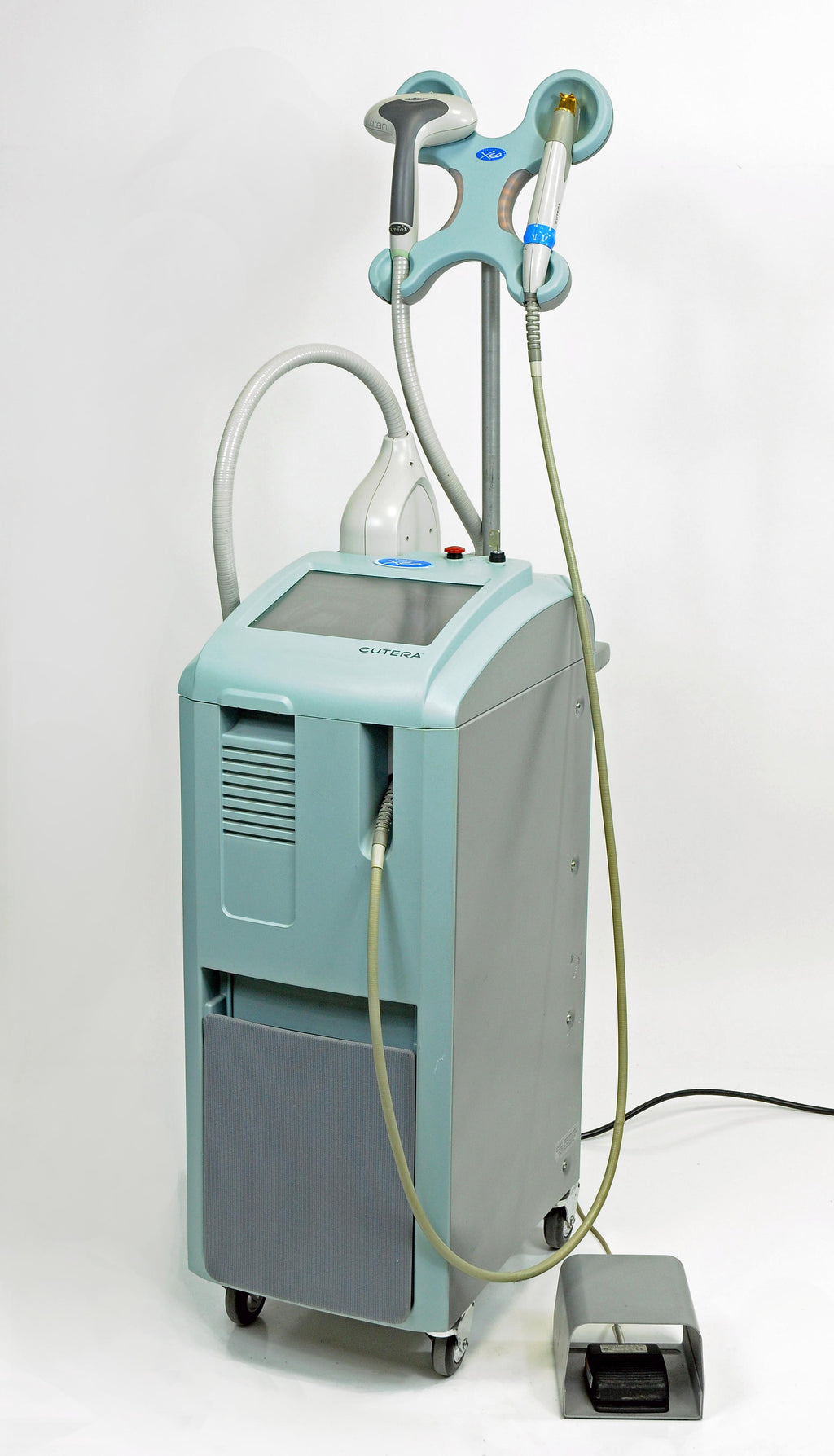 2004 Cutera XEO Laser System IPL Nd:YAG 1064 Titan lp560 Hair Removal Lesions HR
