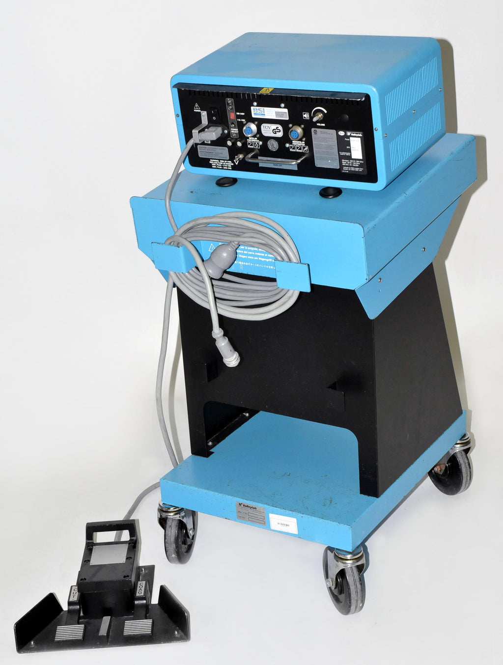Pfizer Valleylab Force40 Electrosurgical Generator Force 40 w Foot Switch & Cart