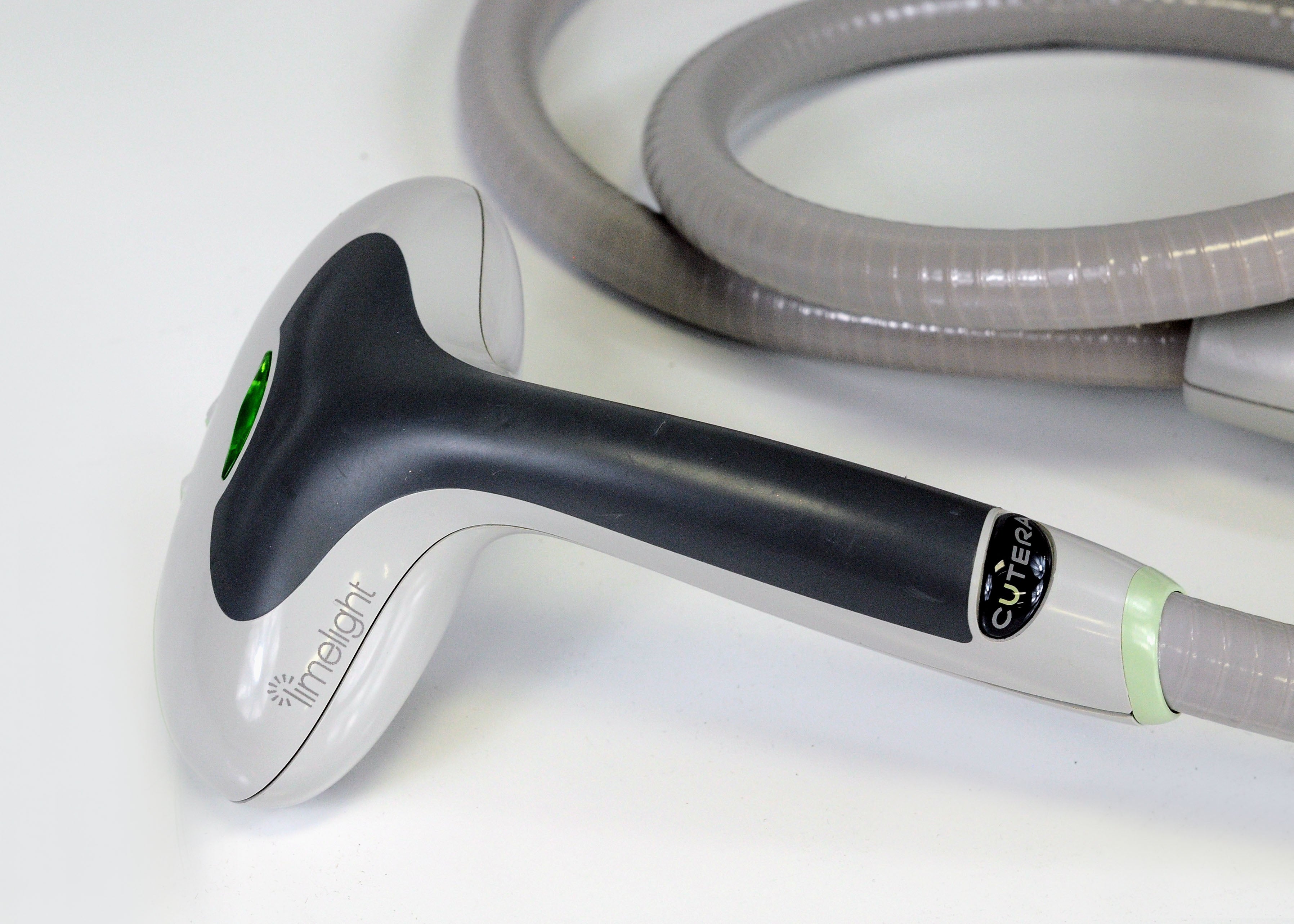 2007 Cutera XEO CoolGlide Laser IPL System LimeLight Pearl Titan XL Prowave 770
