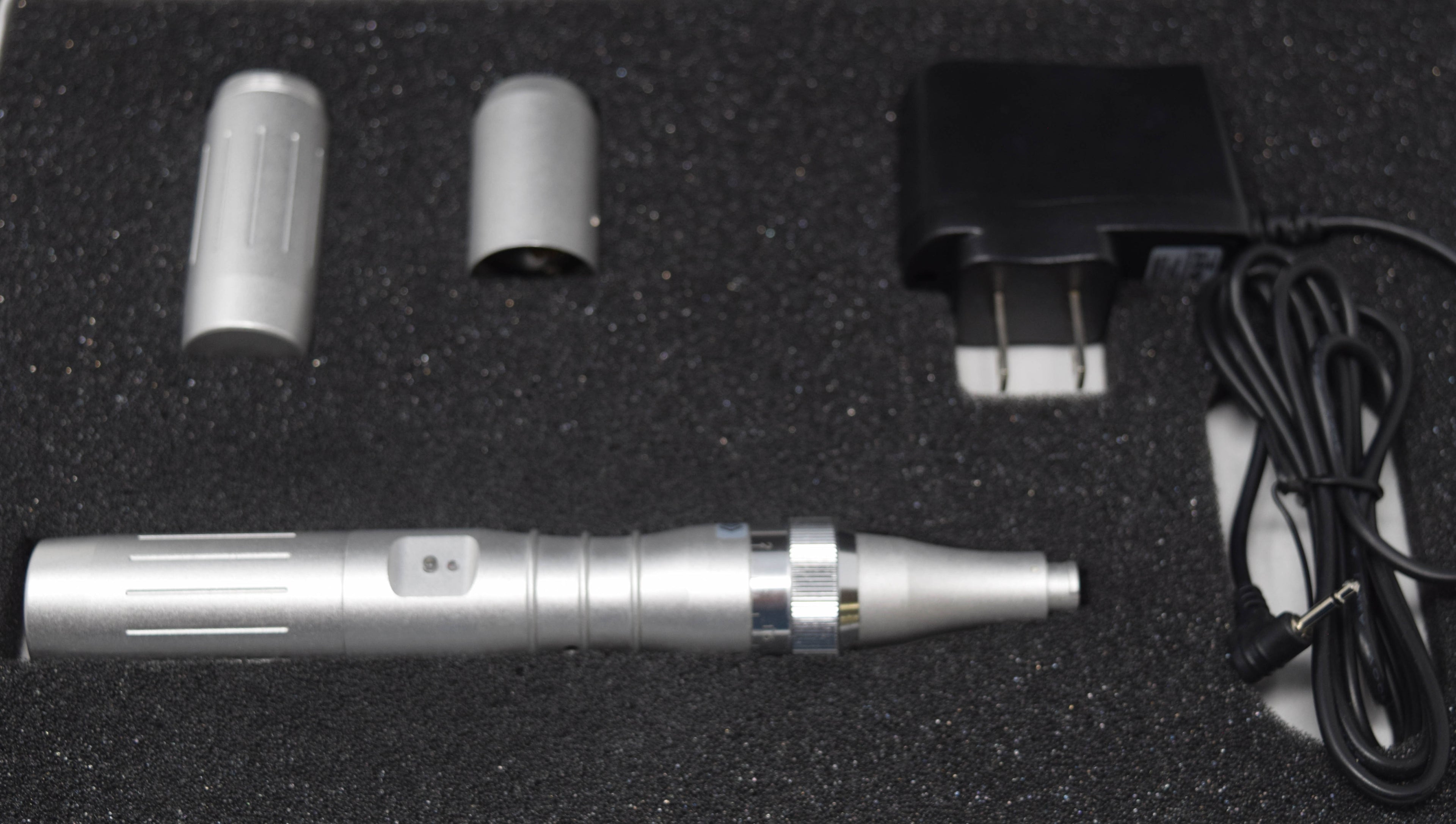 Silver Eclipse MicroPen Elite Aesthetics Kit MicroNeedling Pen Micro Needle DEMO