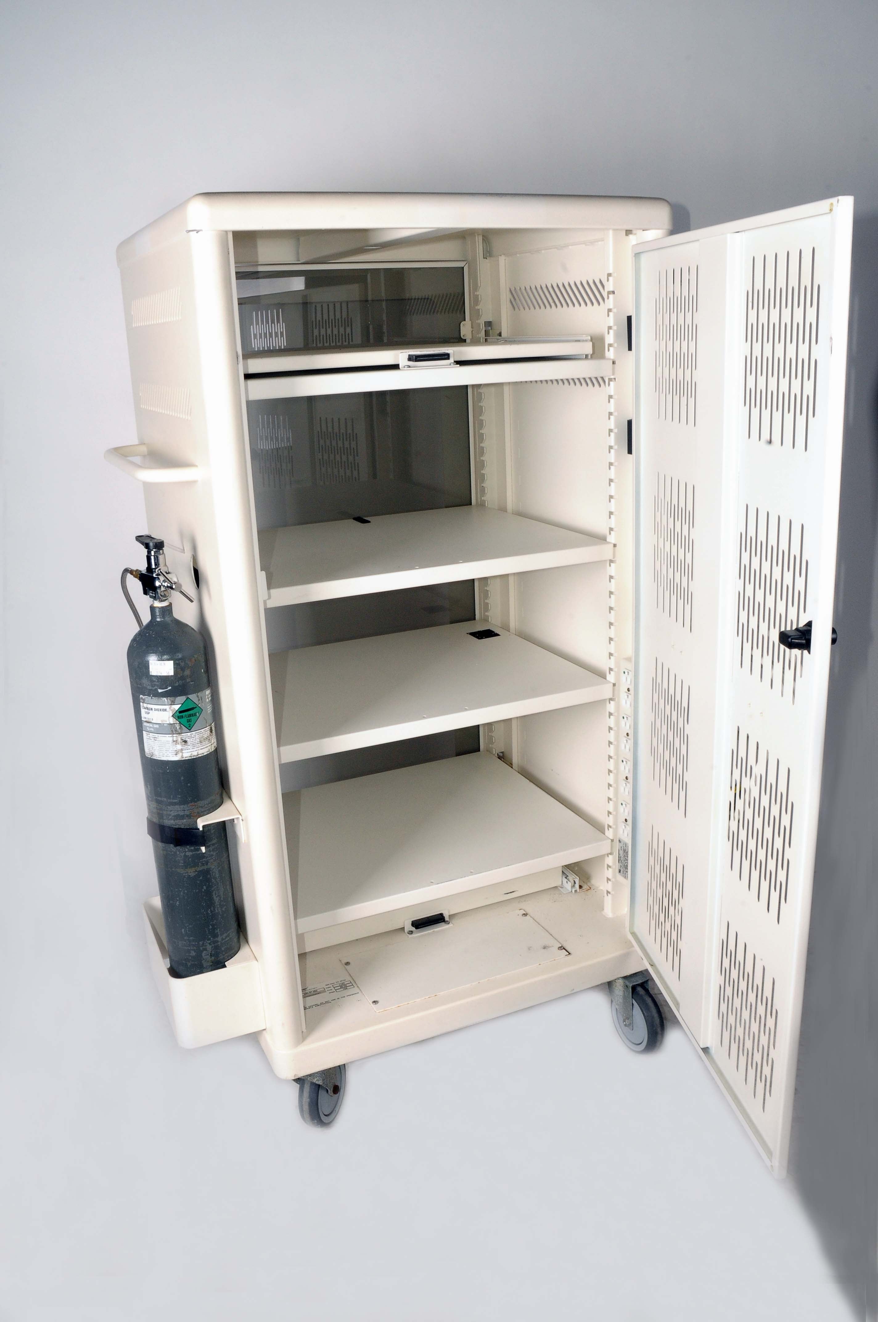 Stryker Endoscopy Metal Video Cabinet Rolling Medical Cart Multispecialty Office